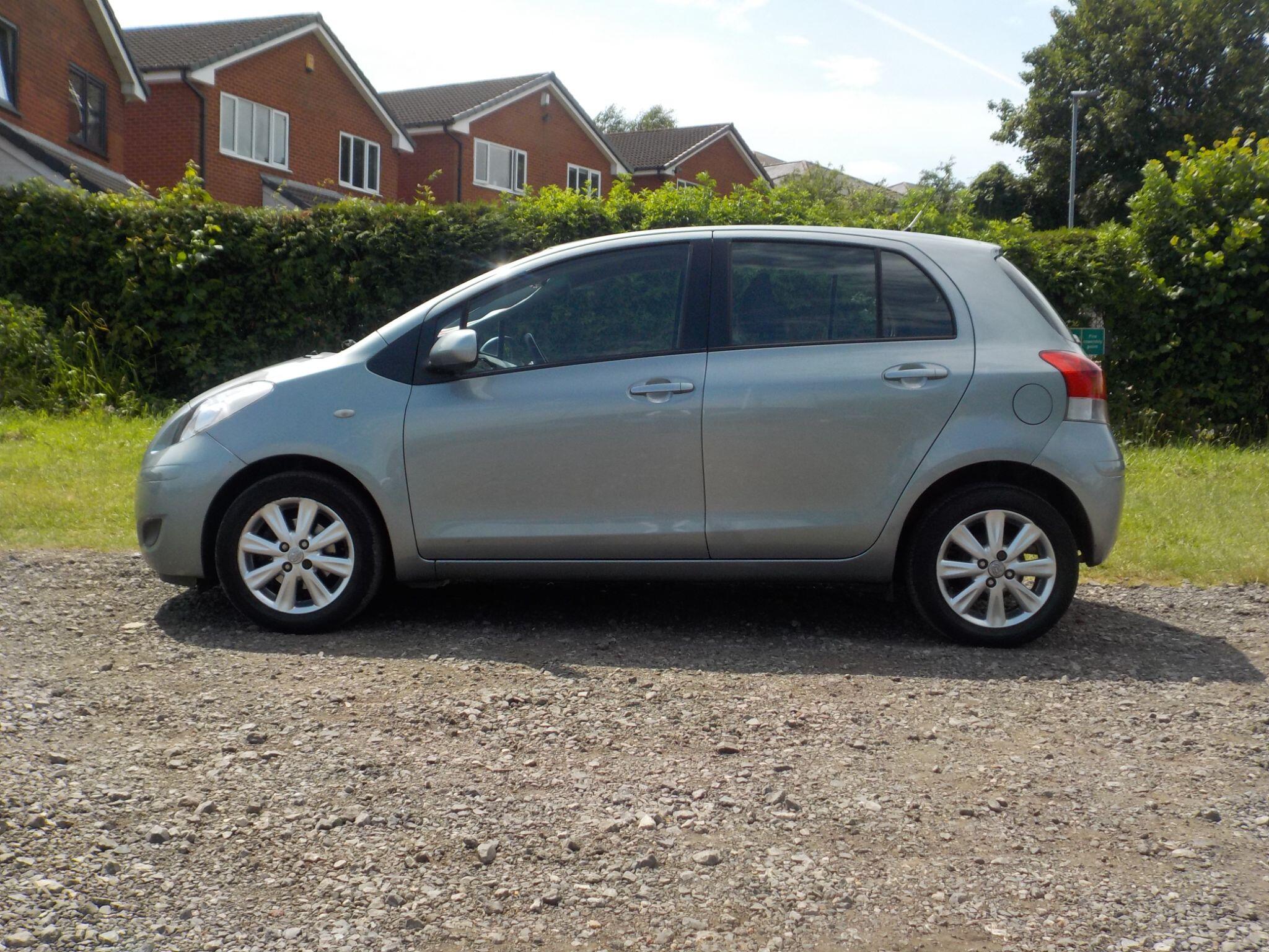 Toyota Yaris 1.33 Dual VVT-i TR Euro 4 (s/s) 5dr