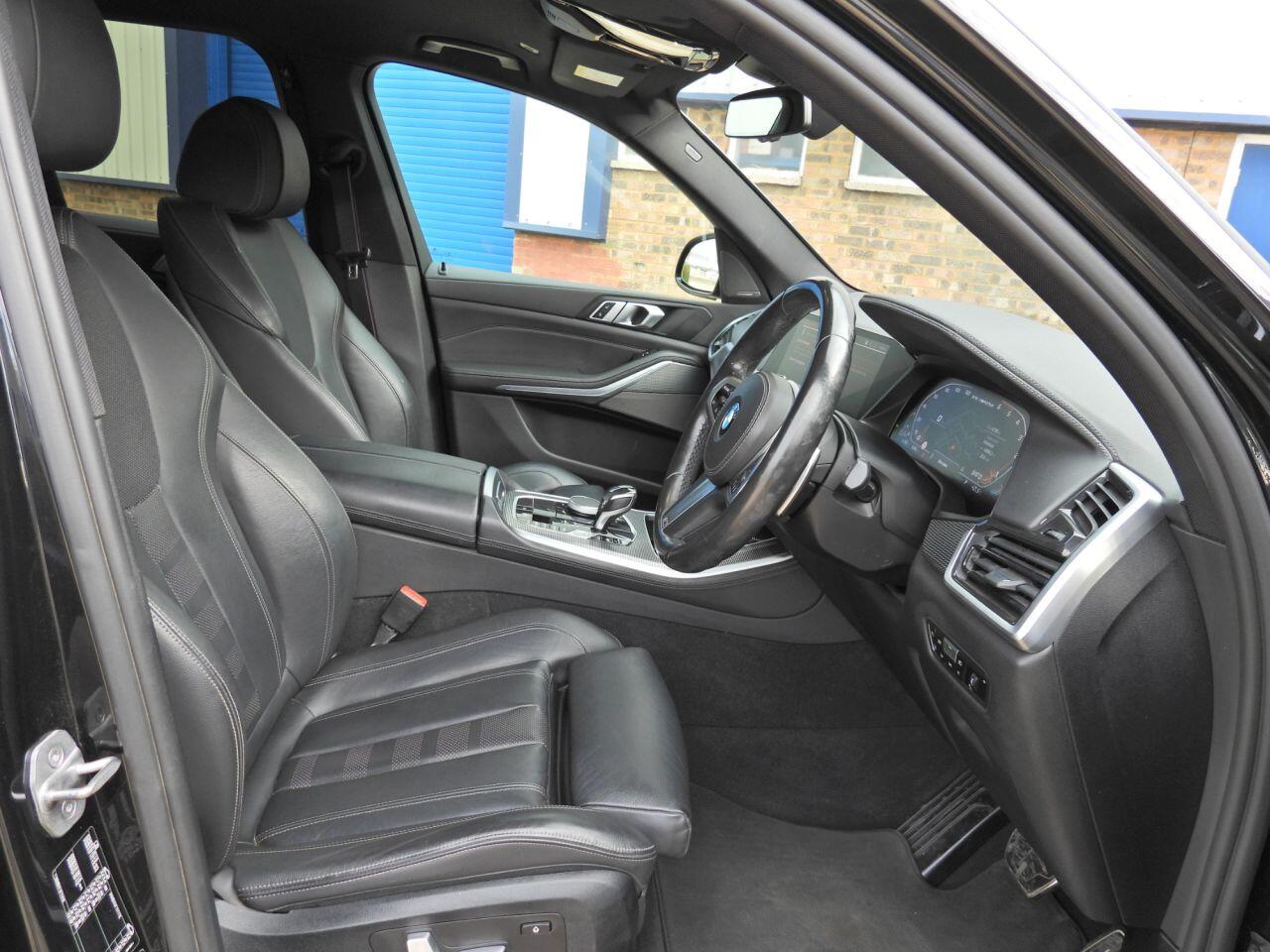 BMW X5 view 21