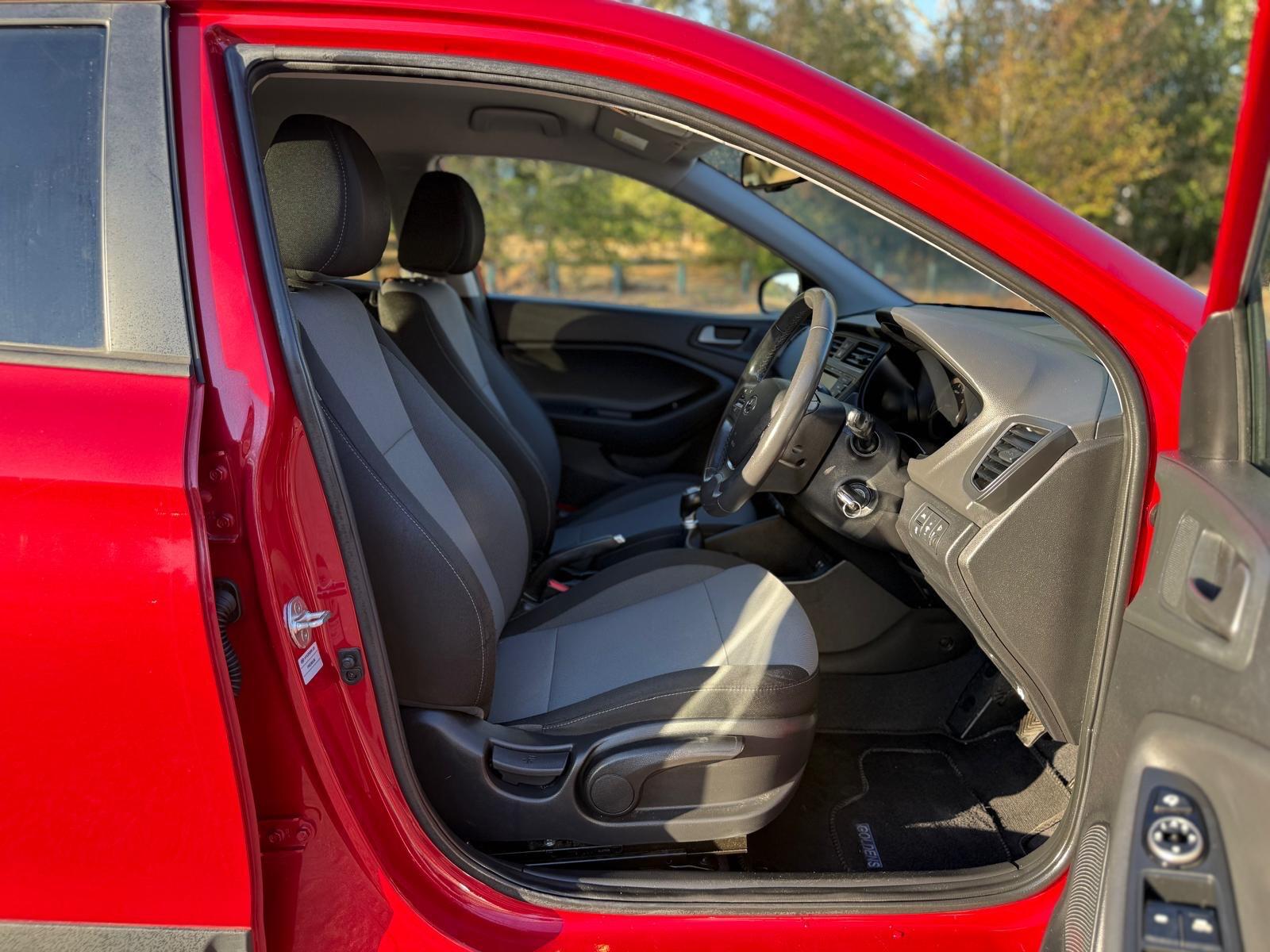 Hyundai I20 view 33