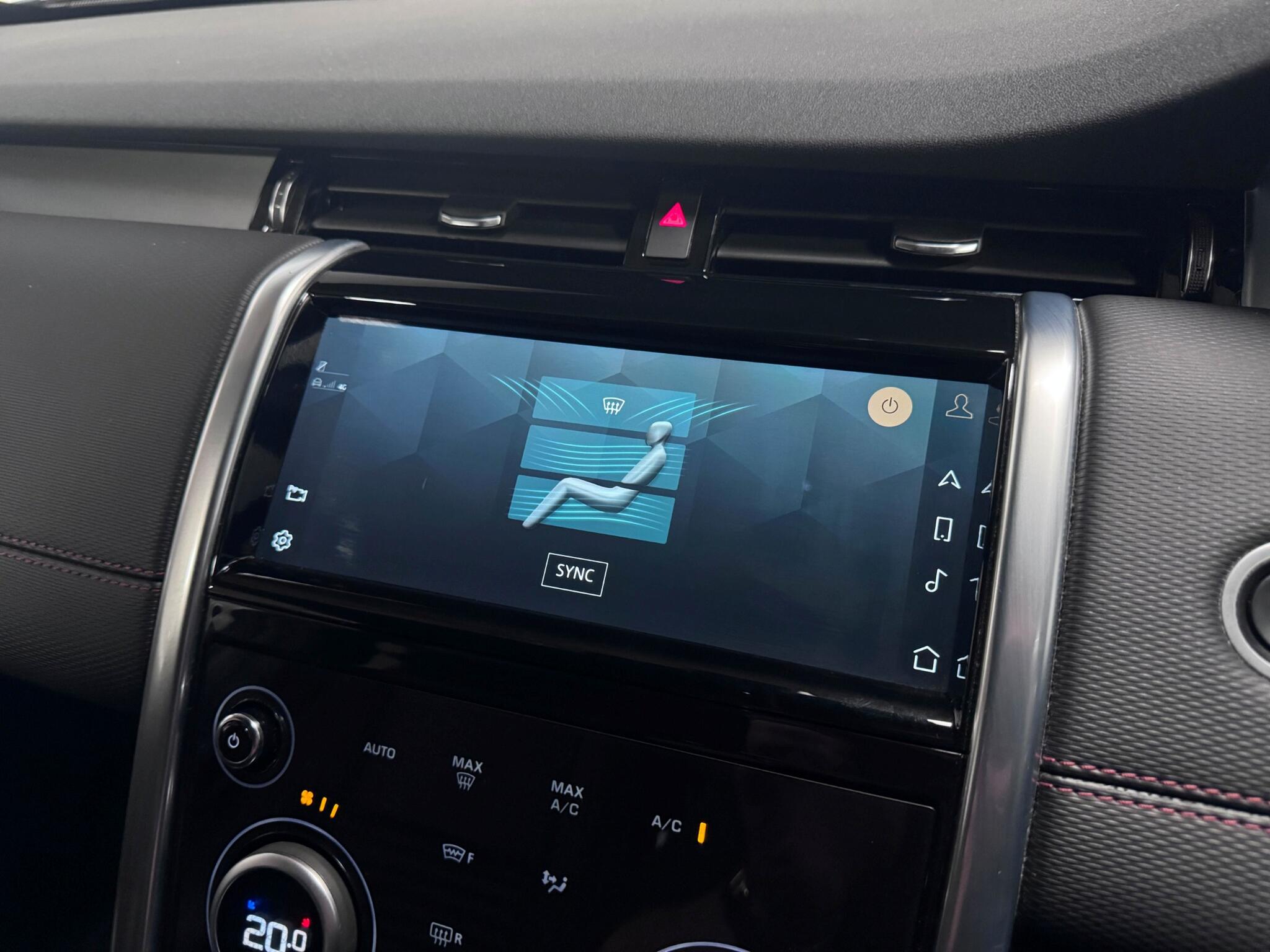 Land Rover Discovery Sport view 47