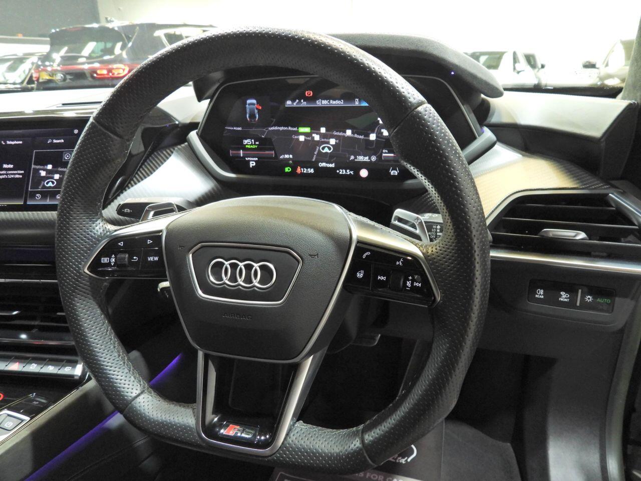 Audi E-Tron GT view 40