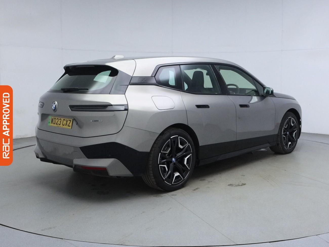 BMW Ix view 35
