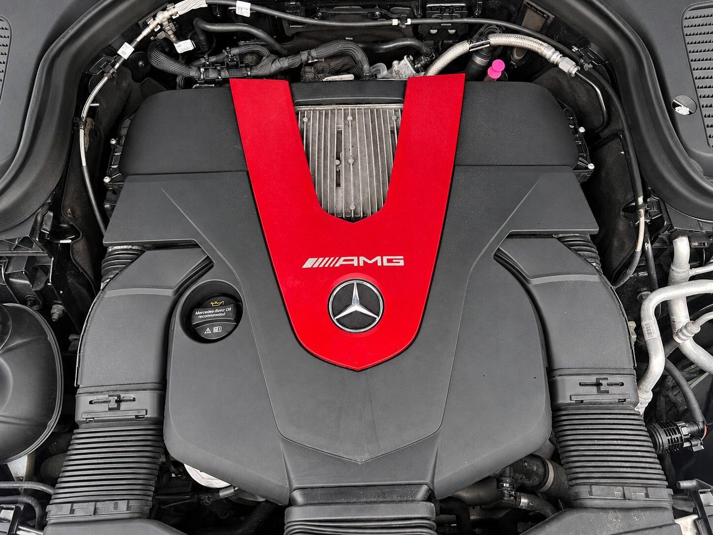 Mercedes-Benz GLC view 4