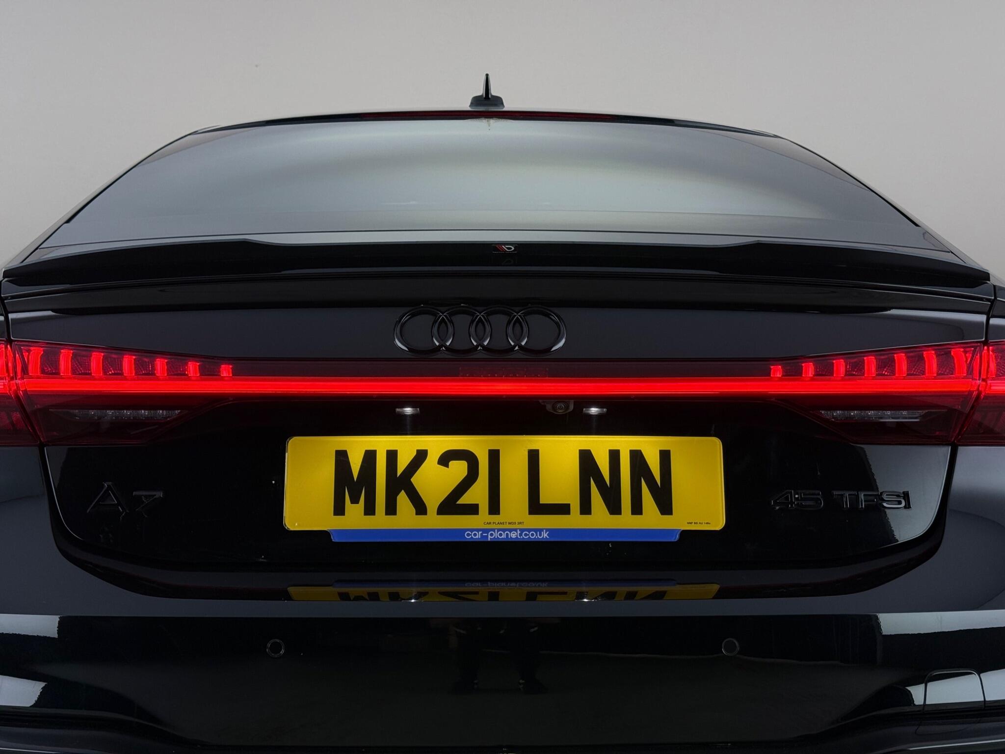 Audi A7 view 9