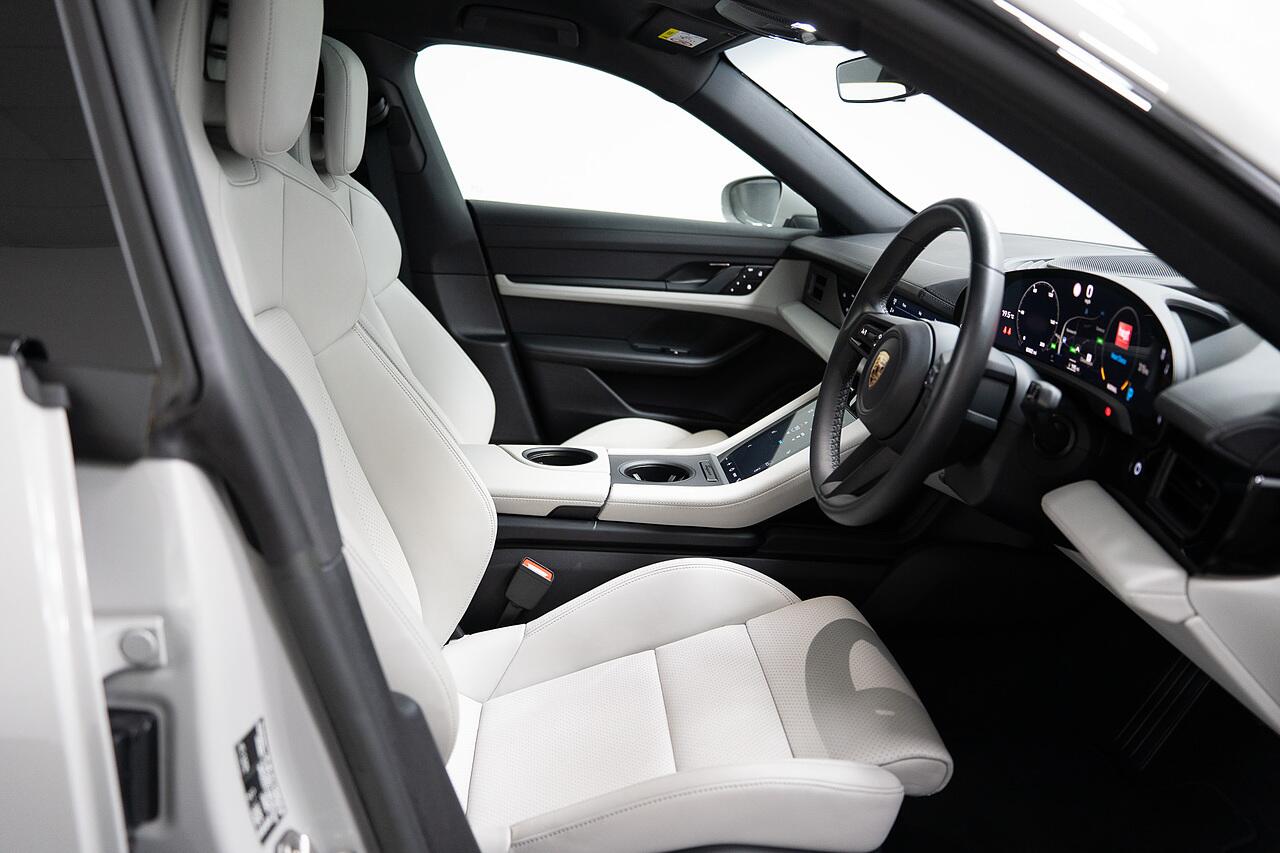 Porsche Taycan view 3