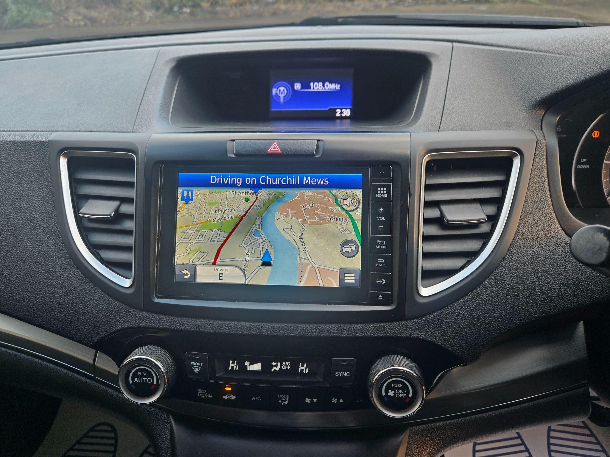 2015 Honda CR-V image 14