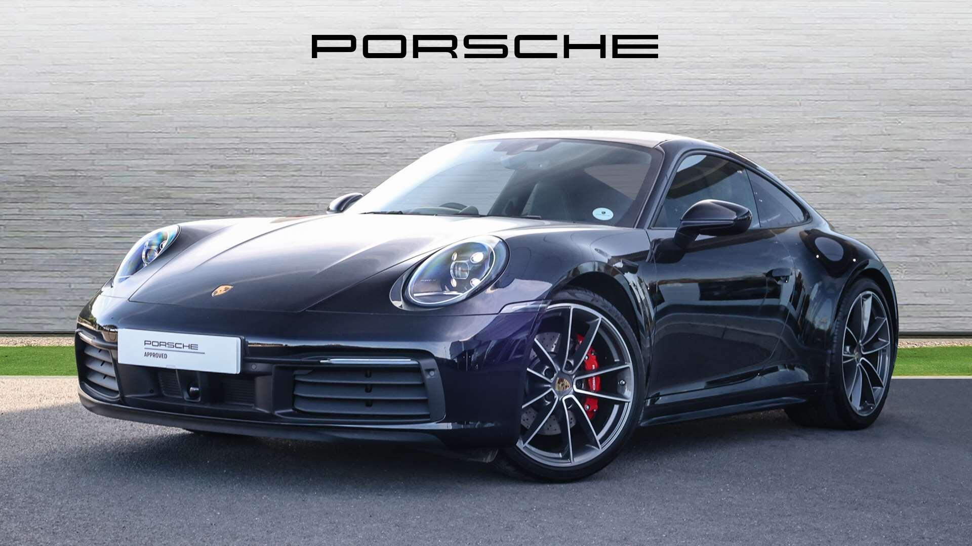 Porsche 911 view 2
