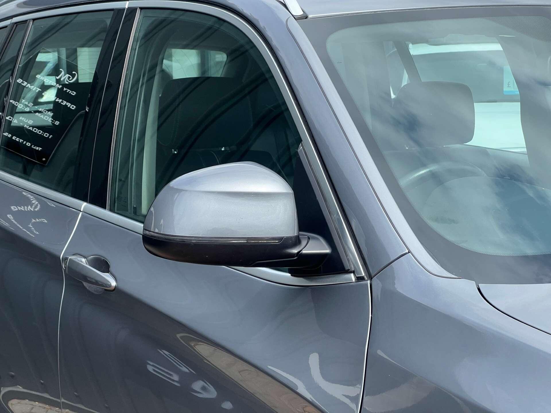 BMW X3 view 68