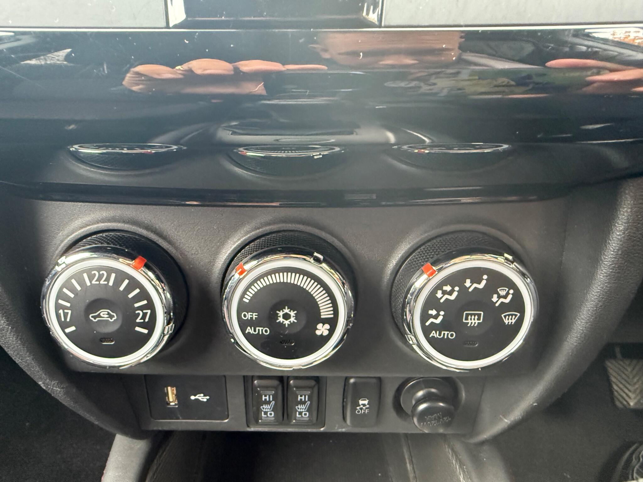 2018 Mitsubishi ASX image 19