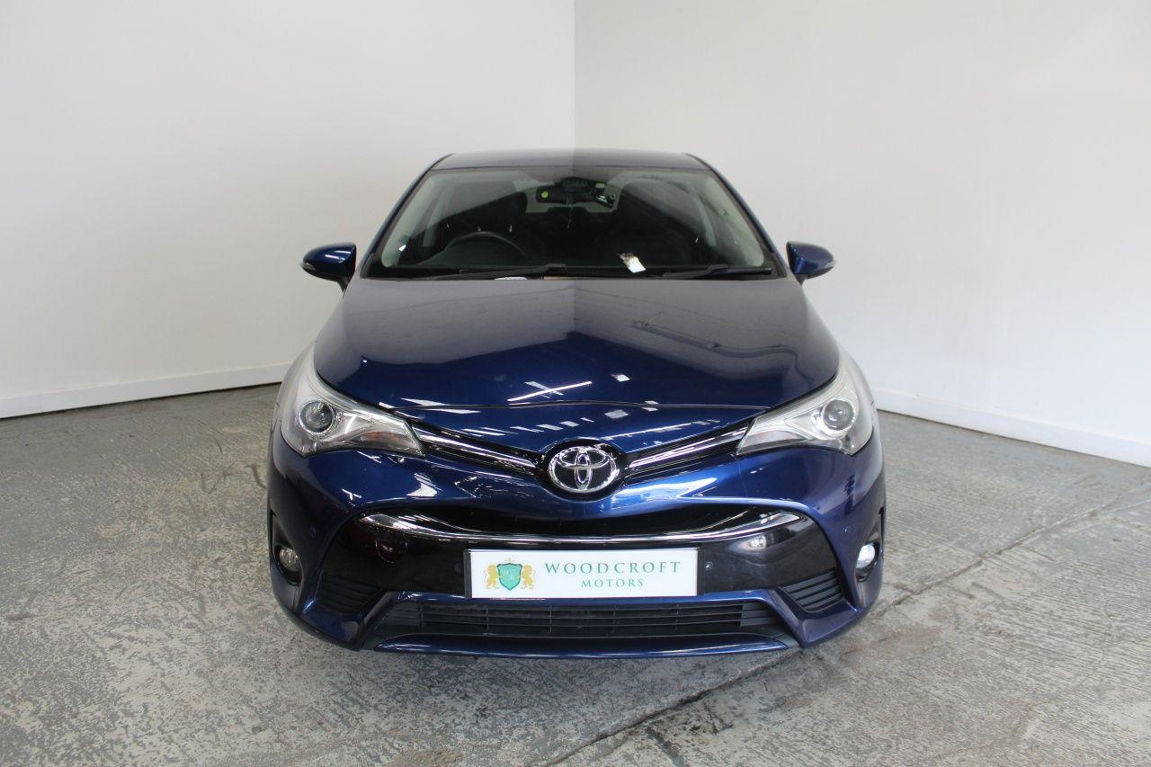Toyota Avensis view 13