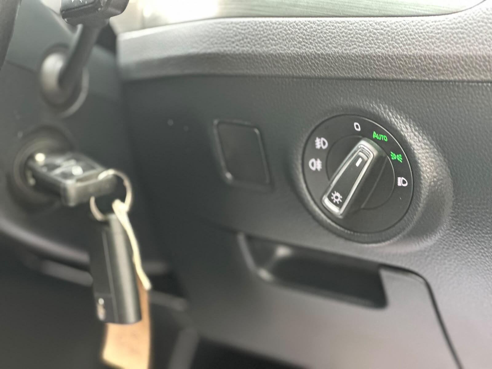 Skoda Superb view 14