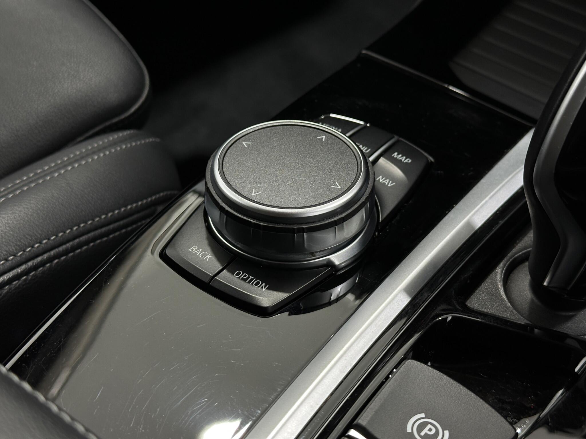 BMW X3 view 22