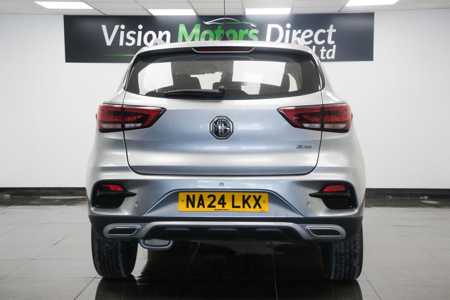 MG MG ZS view 3