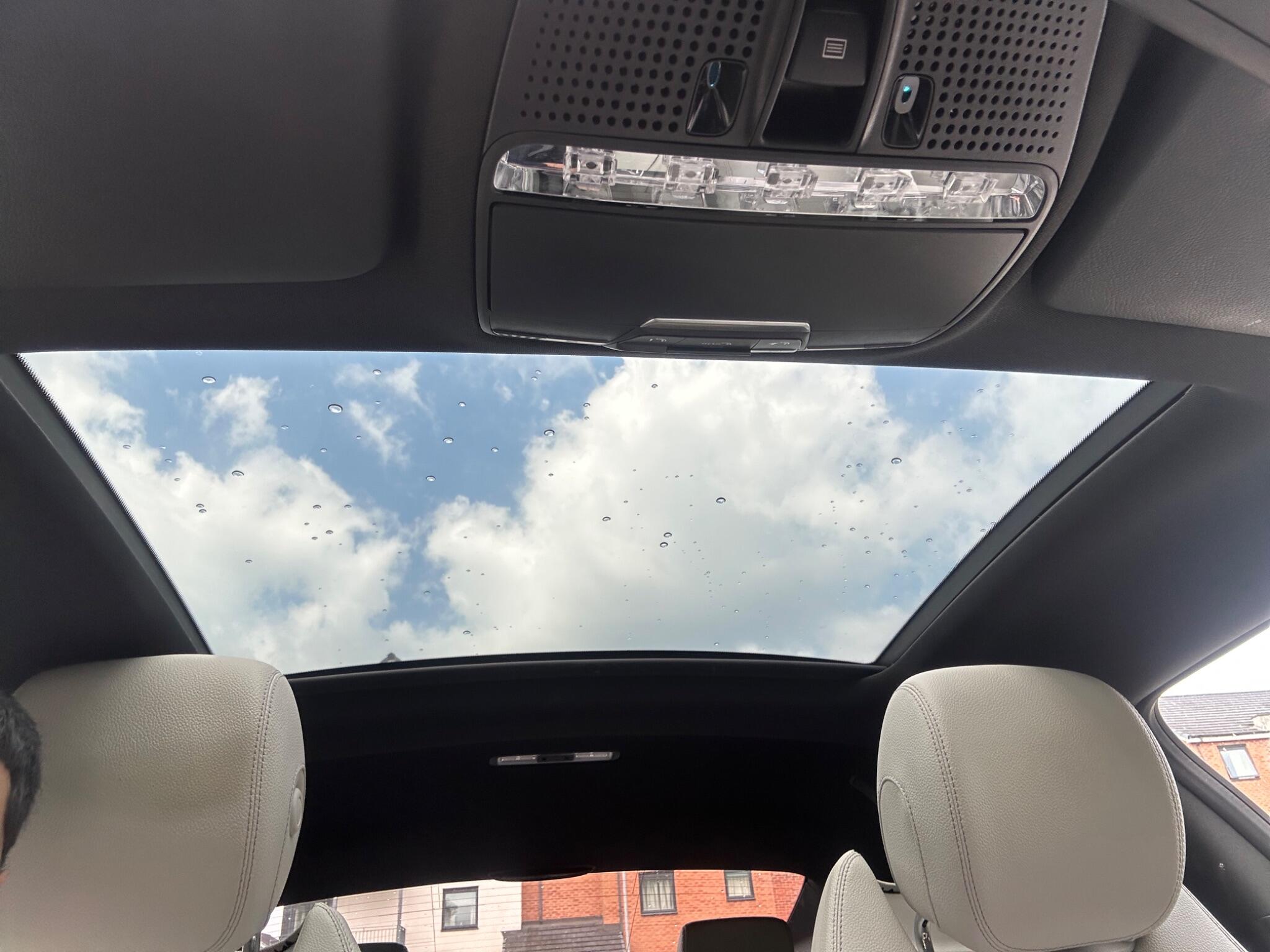 Mercedes-Benz C-Class view 58