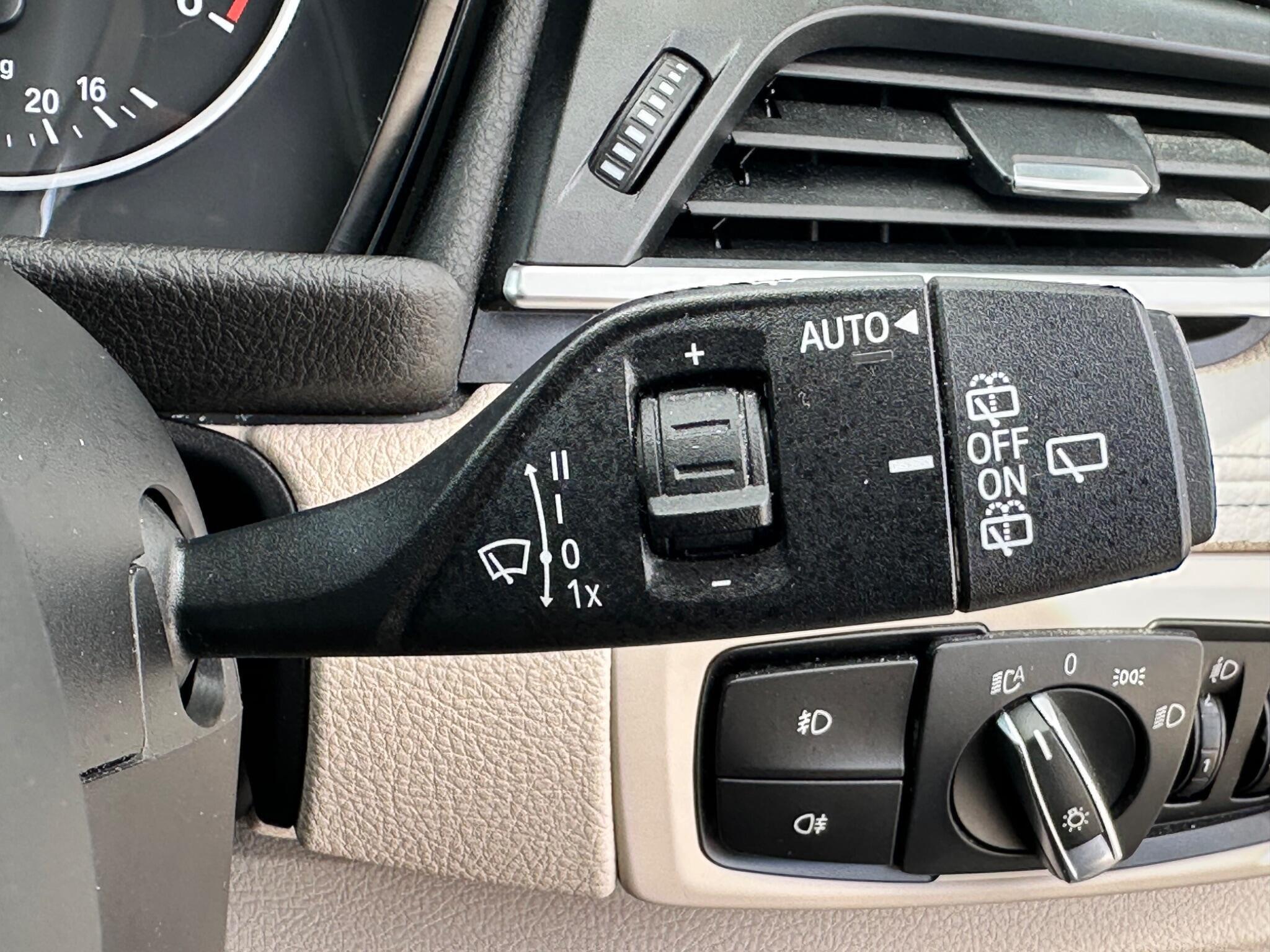 BMW 2 Series view 19