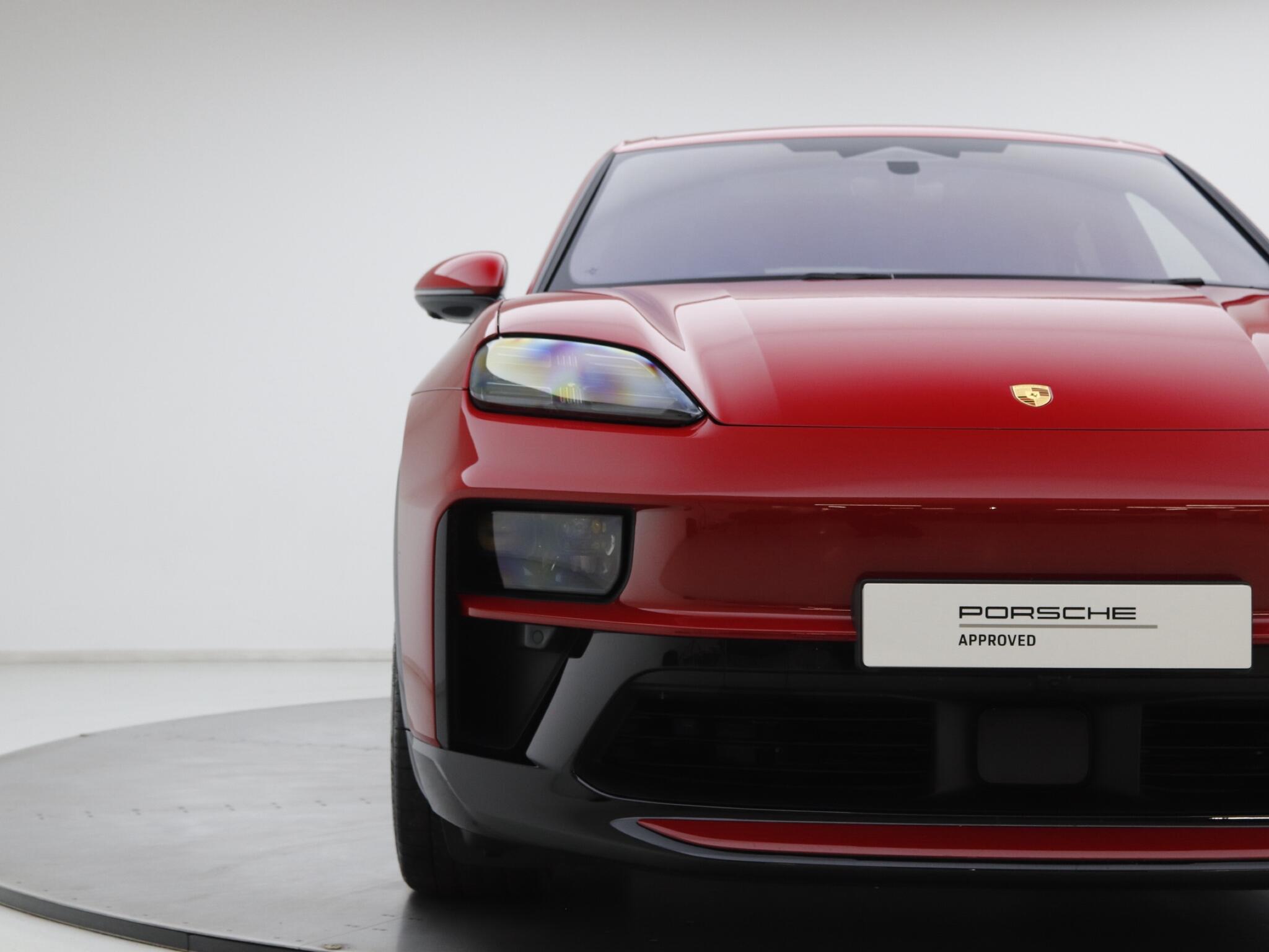 Porsche Macan view 25