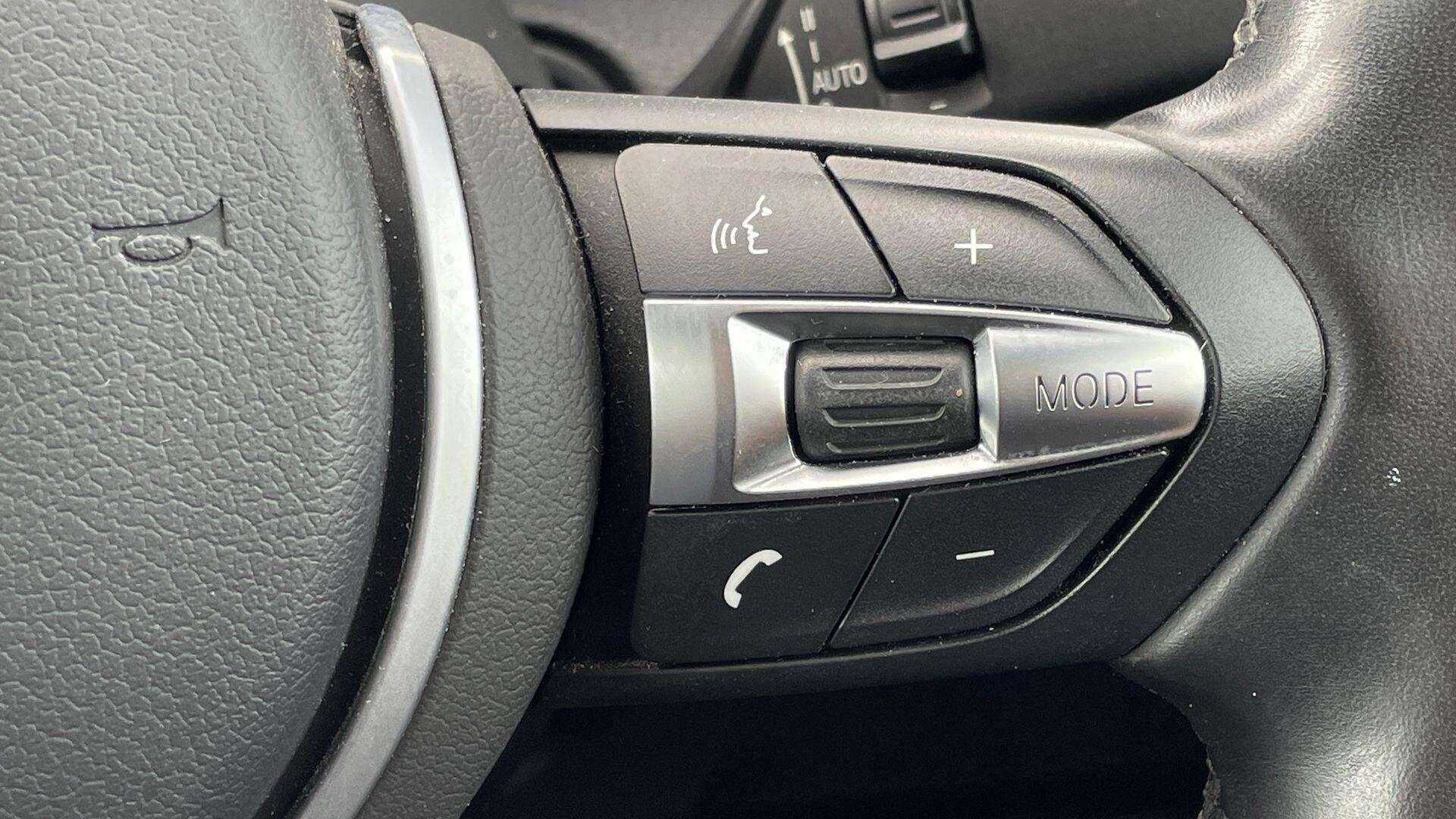 BMW 2 Series view 22