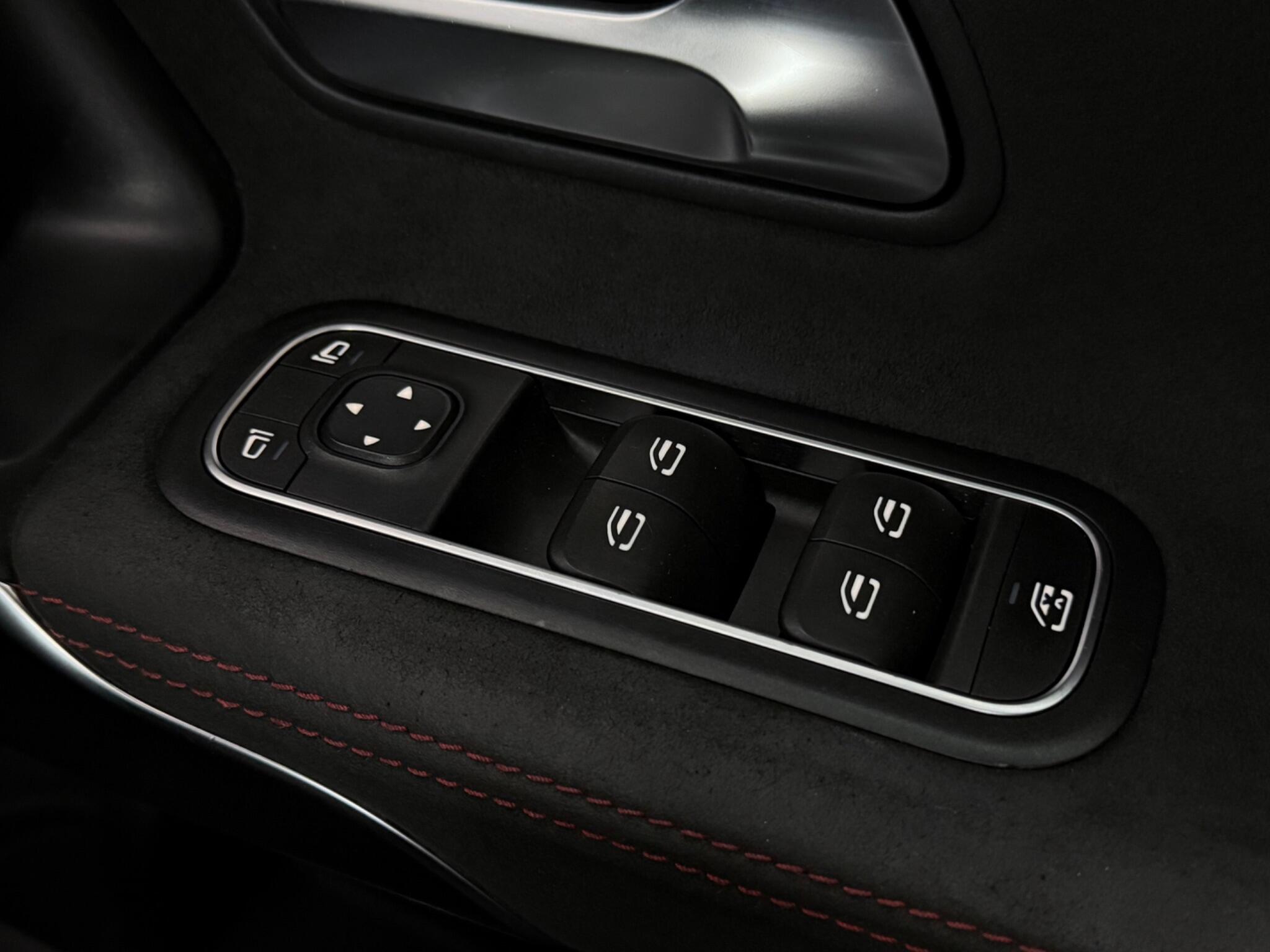 Mercedes-Benz A-Class view 22