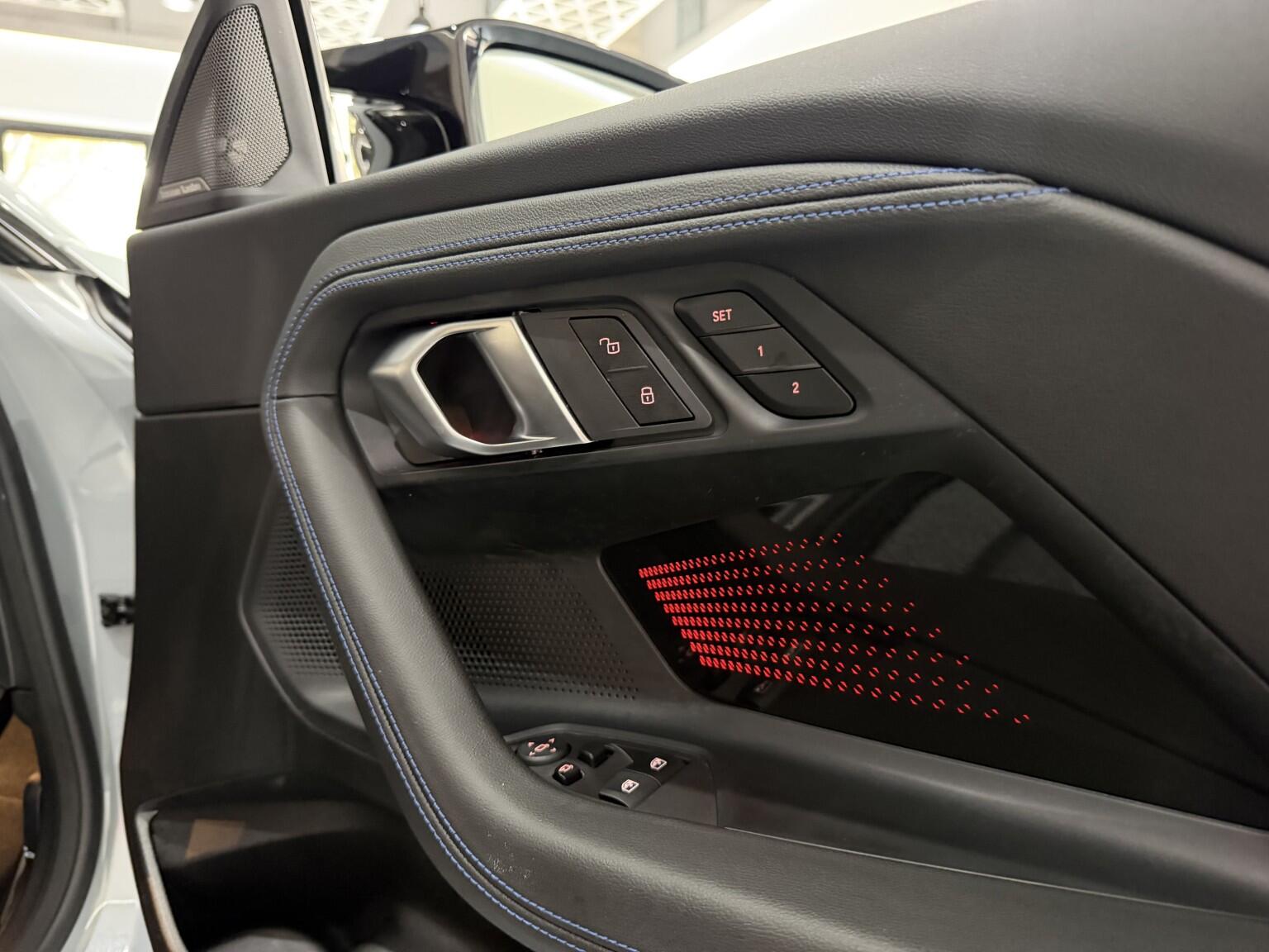 BMW 2 Series view 17