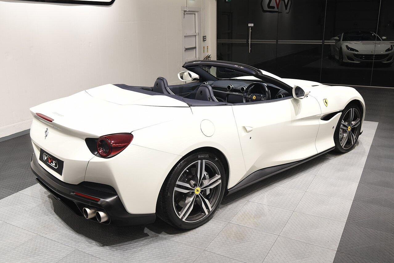 Ferrari Portofino view 30