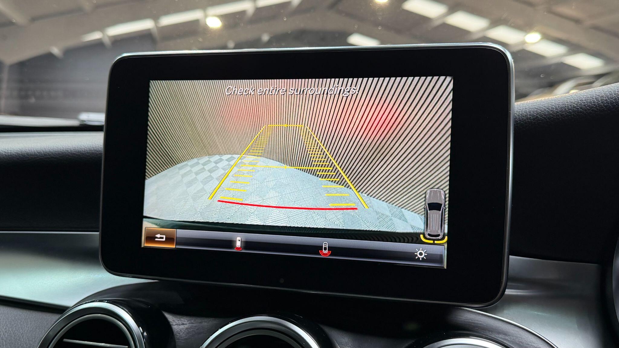 Mercedes-Benz GLC view 34