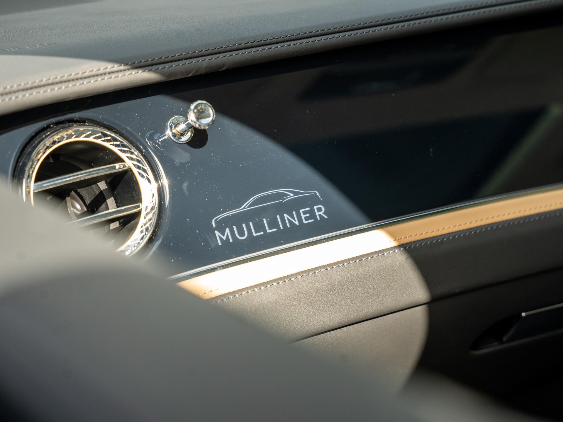 Bentley Flying Spur view 40