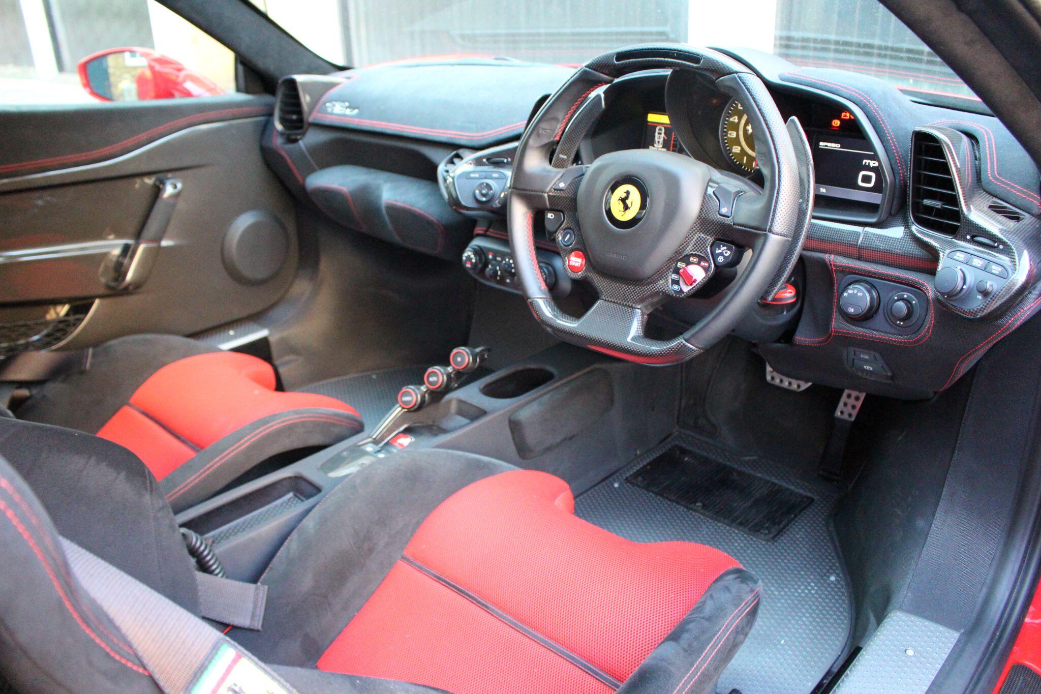 Ferrari 458 view 25