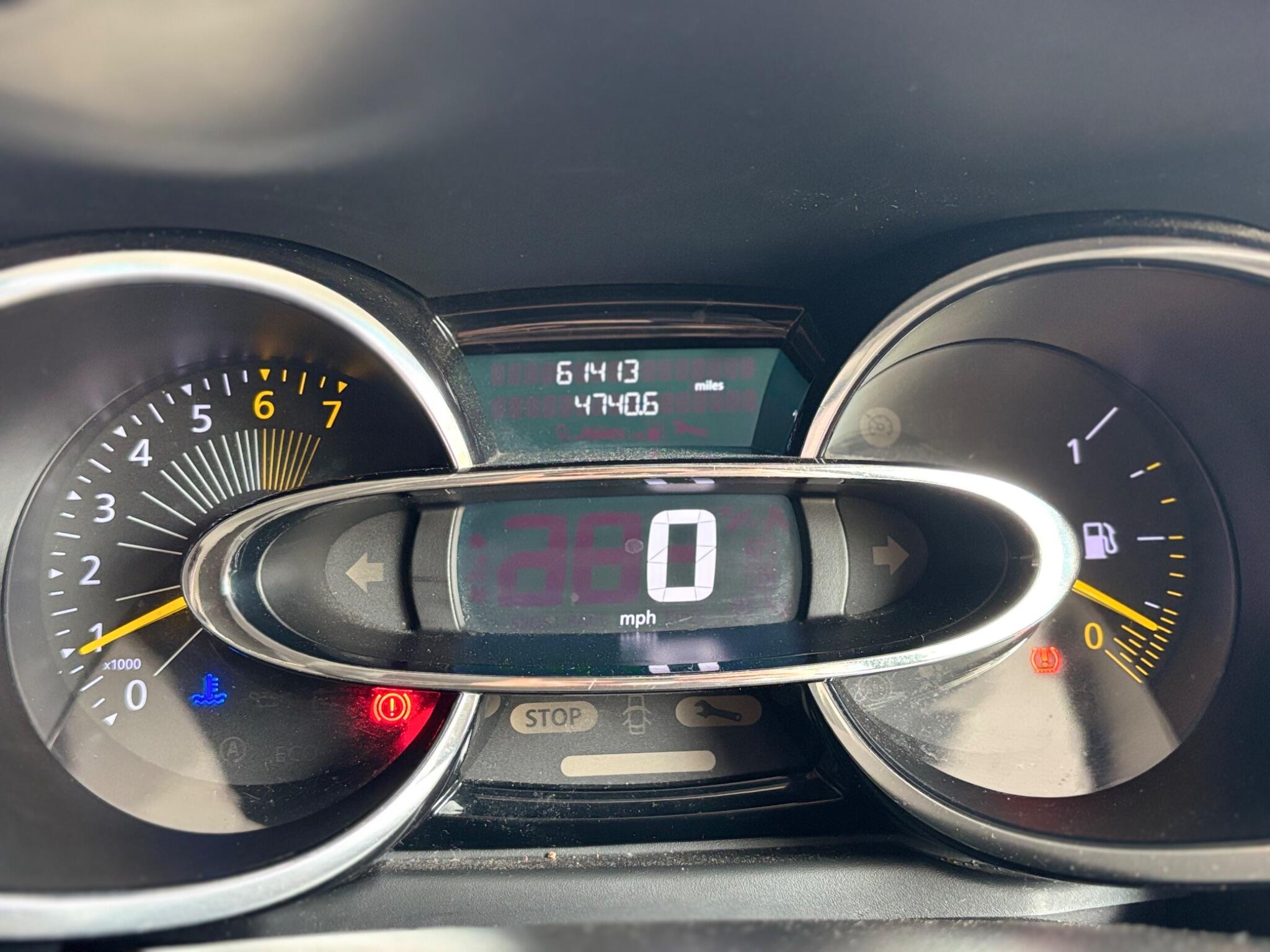 Renault Clio view 19