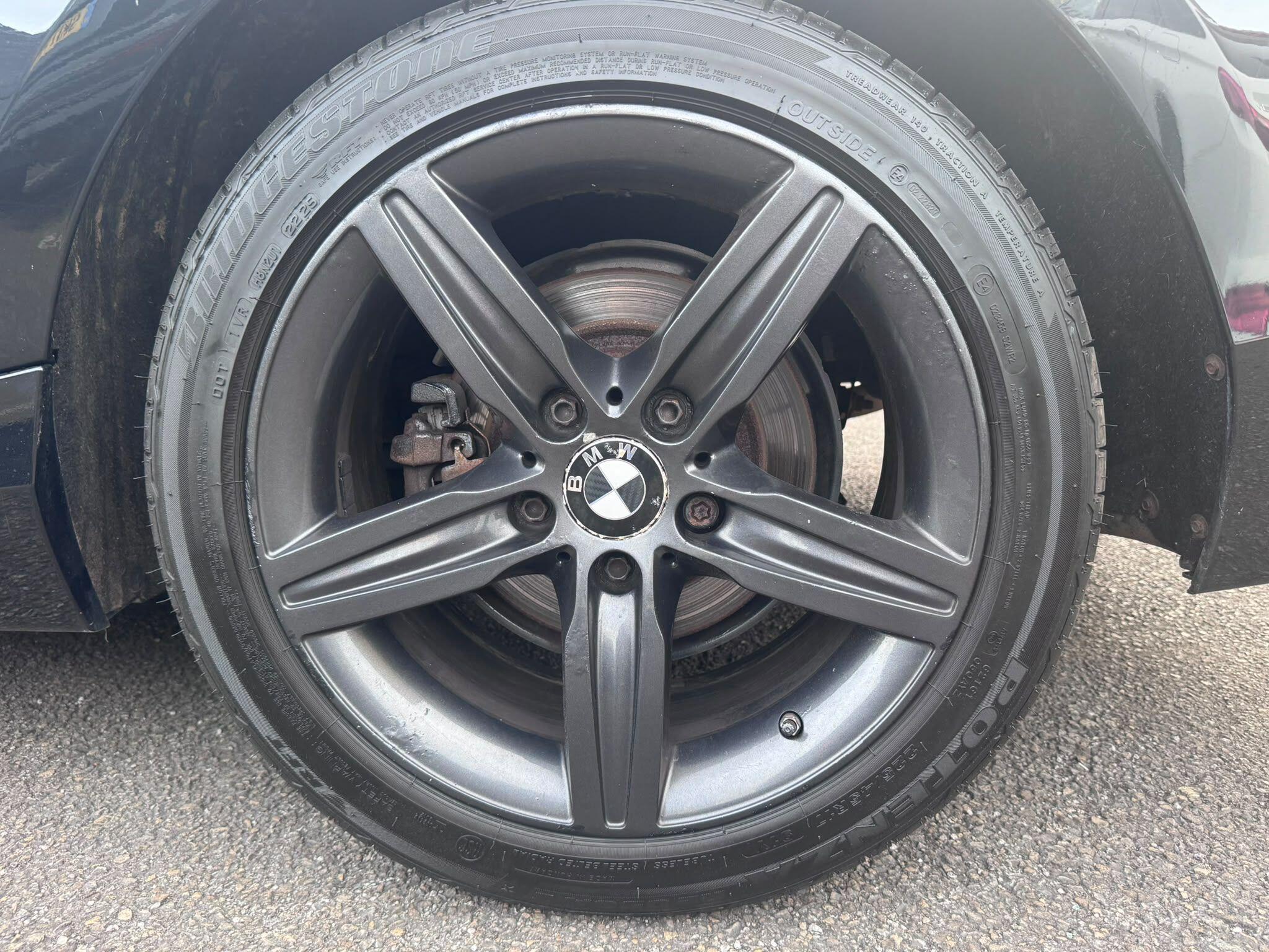 BMW 2 Series view 25