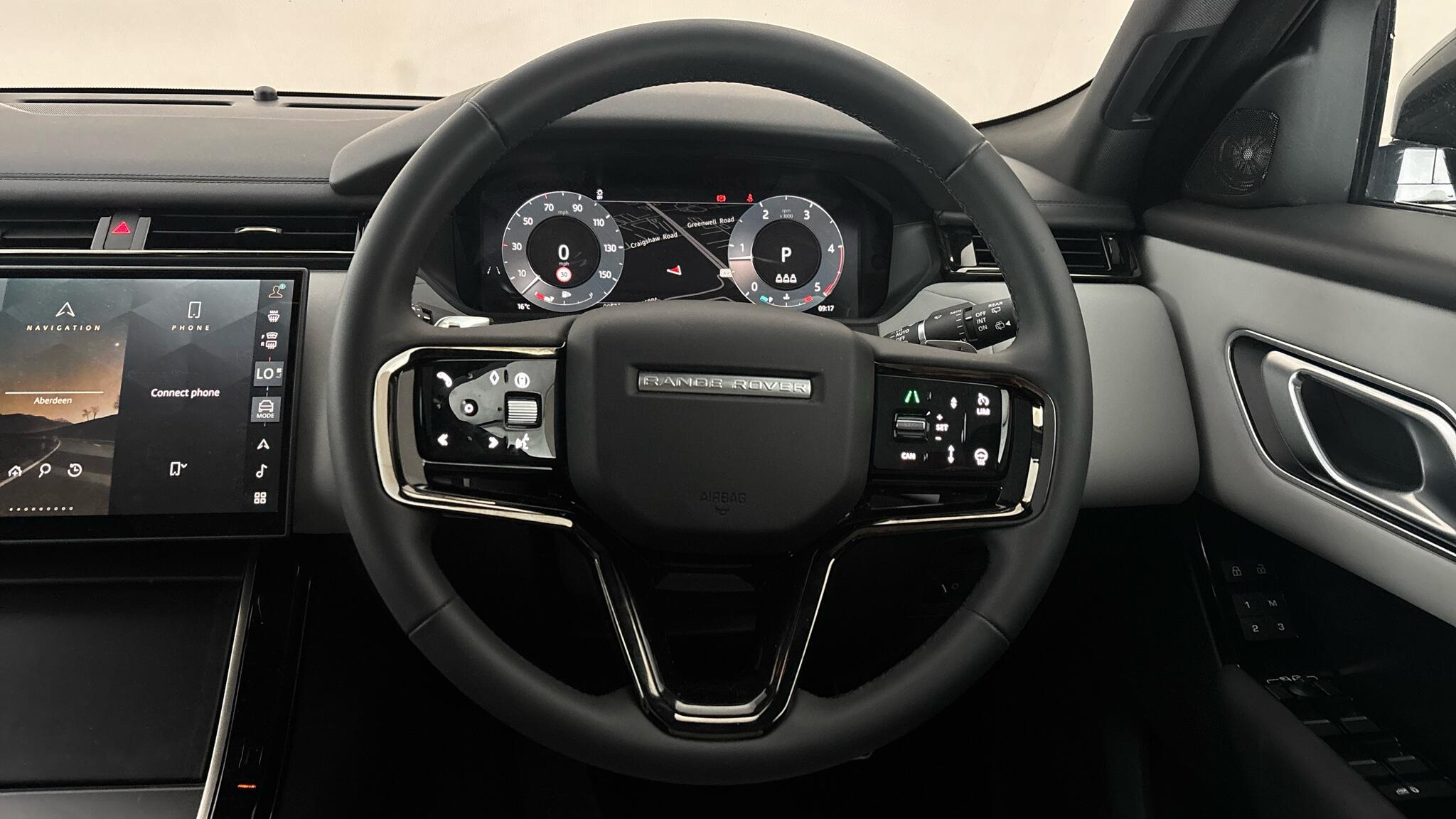 Land Rover Range Rover Velar view 15