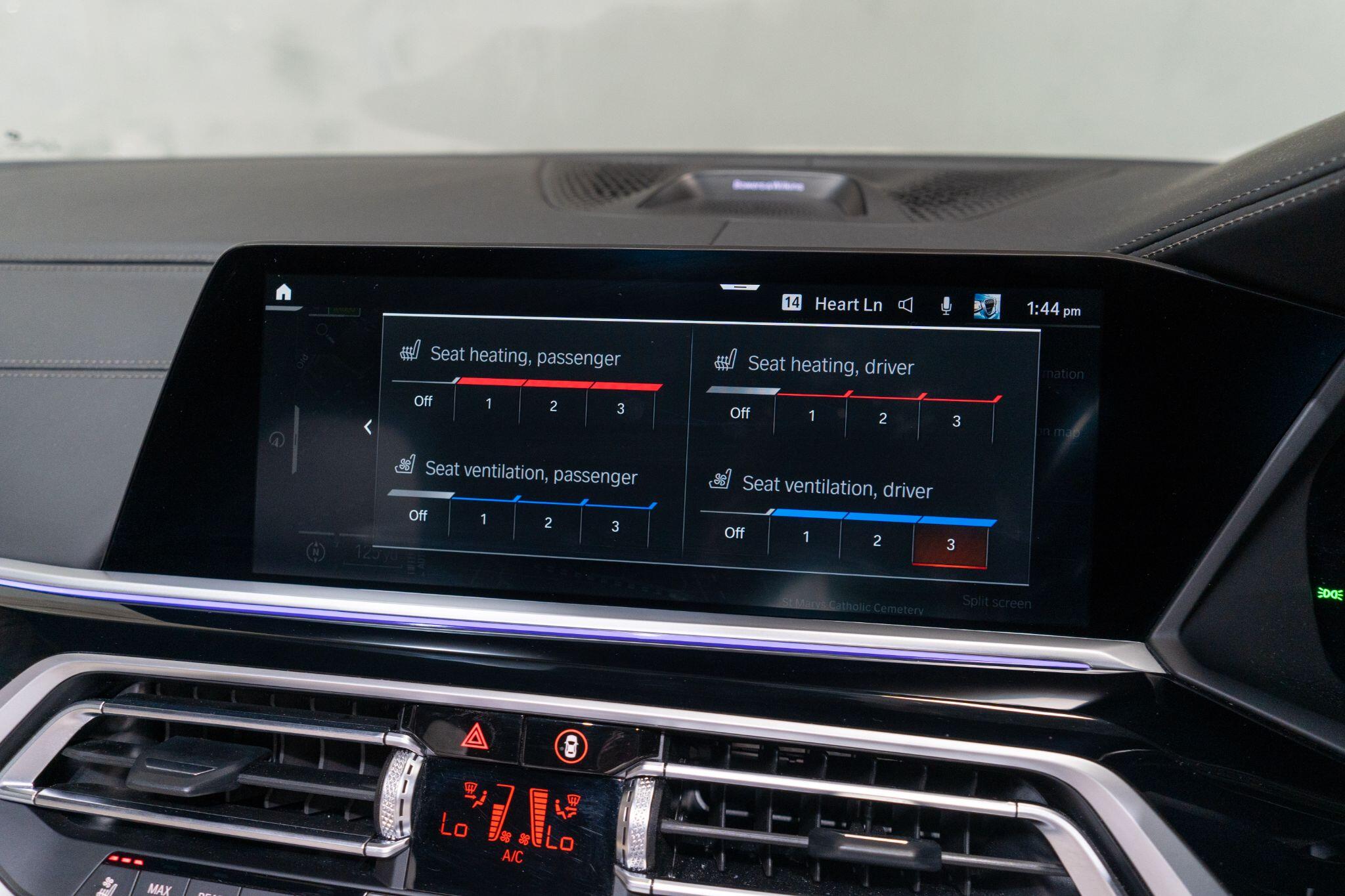 BMW X7 view 31