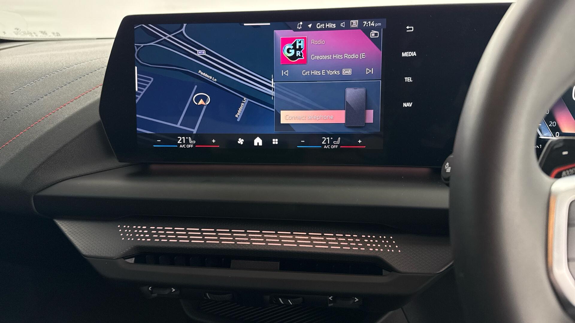 BMW 2 Series view 8