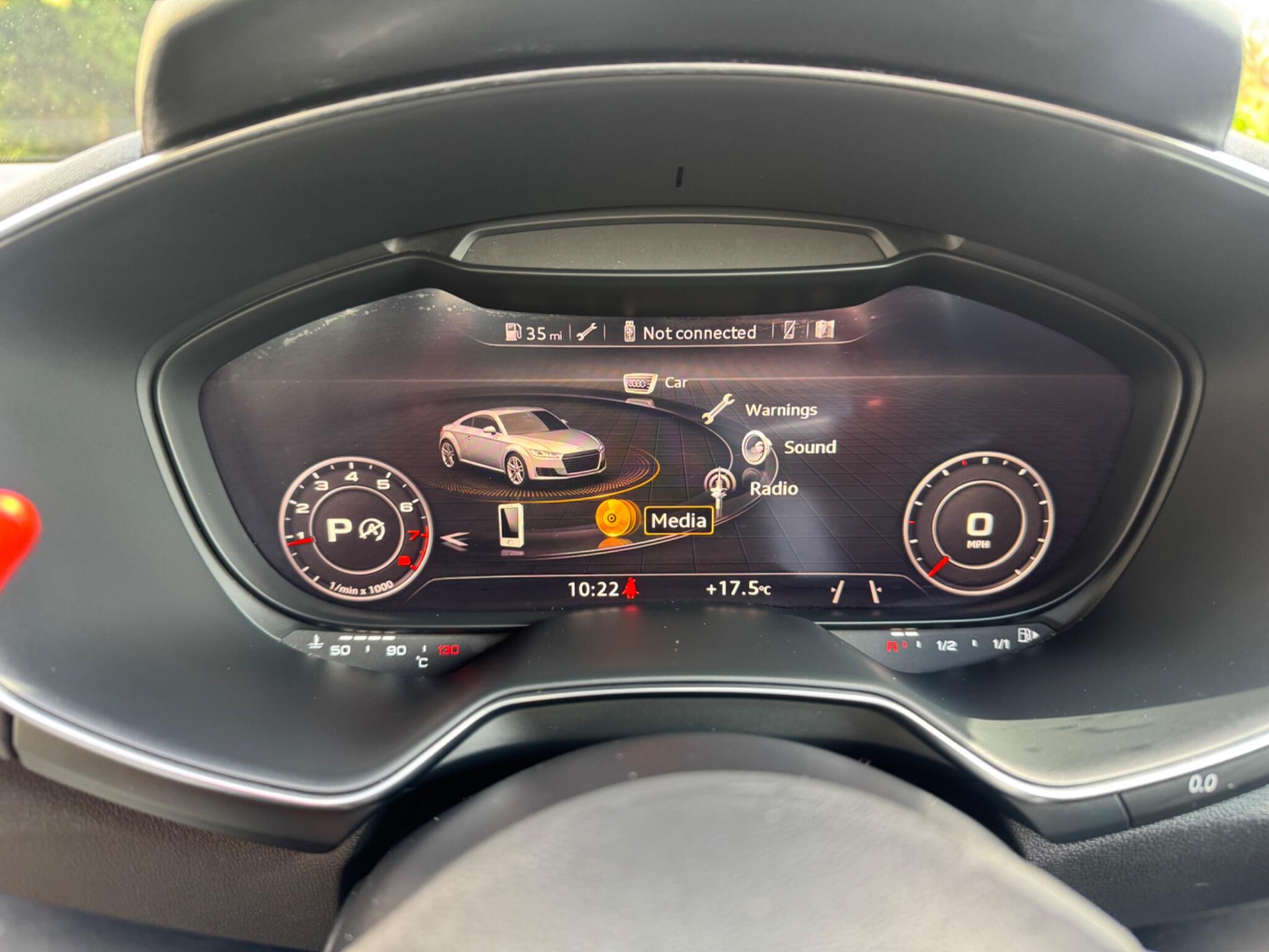 Audi TT view 40