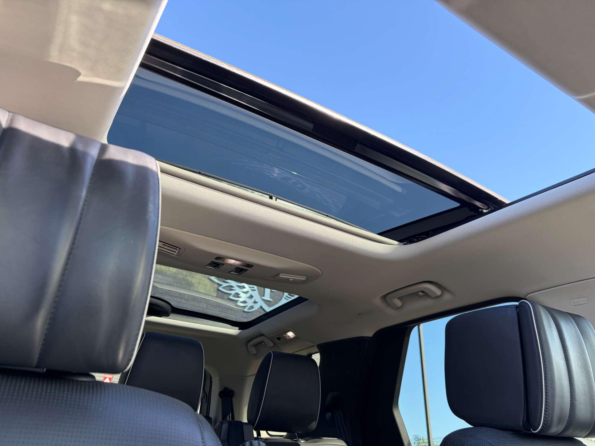 Land Rover Discovery 3 view 48