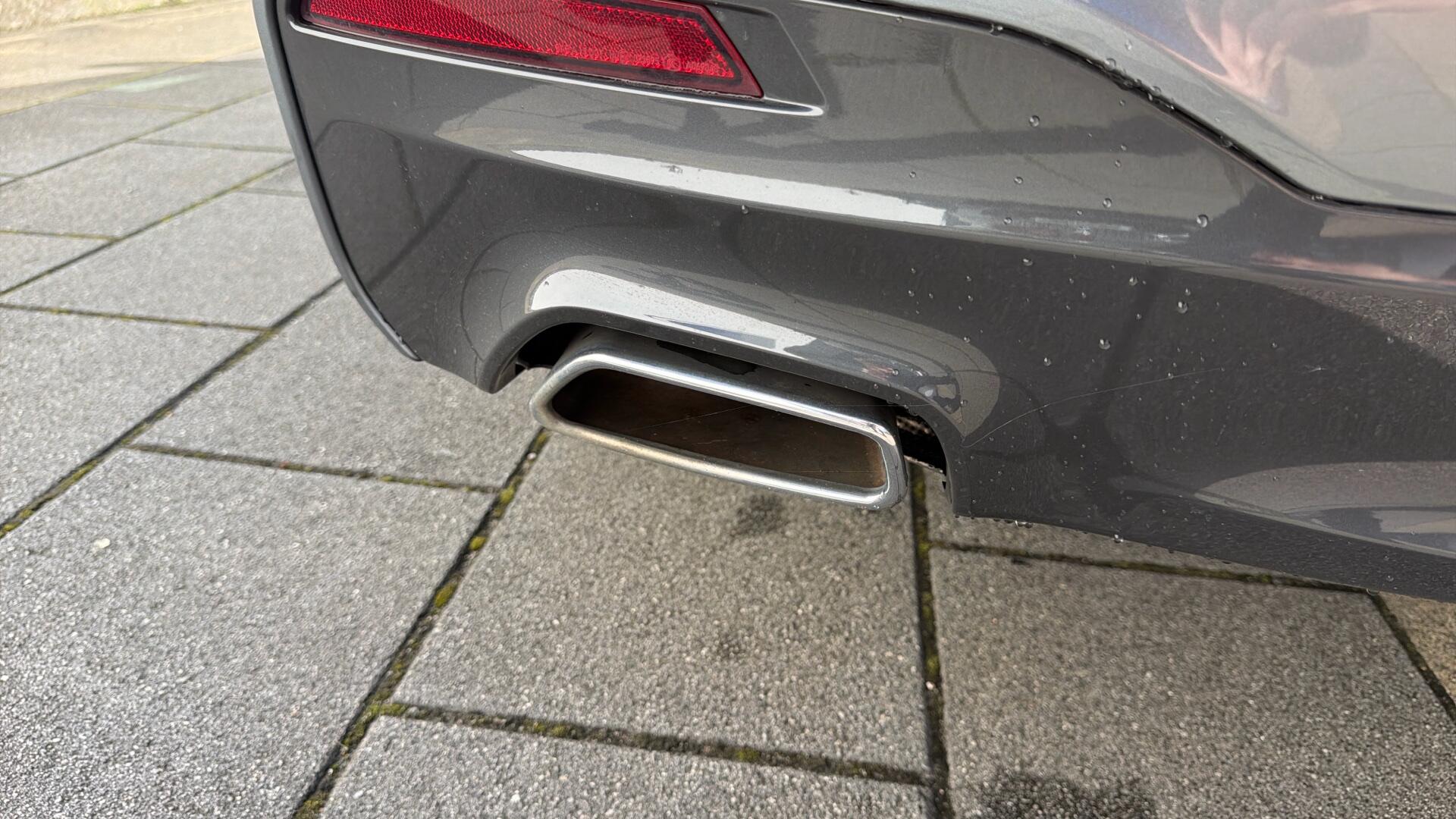BMW 5 Series view 44