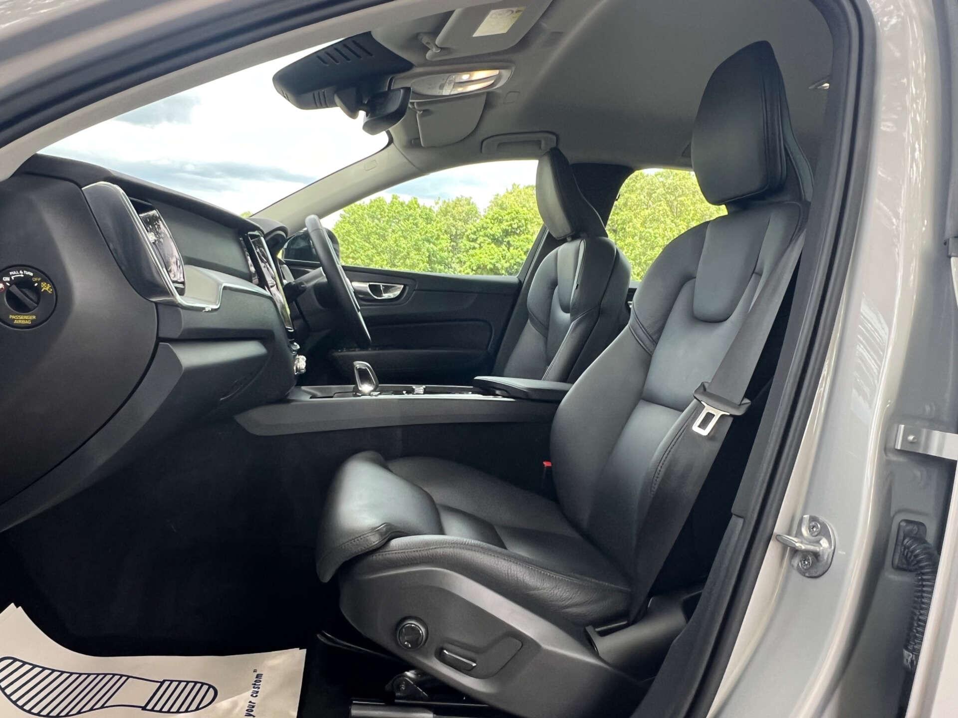 Volvo XC60 view 36