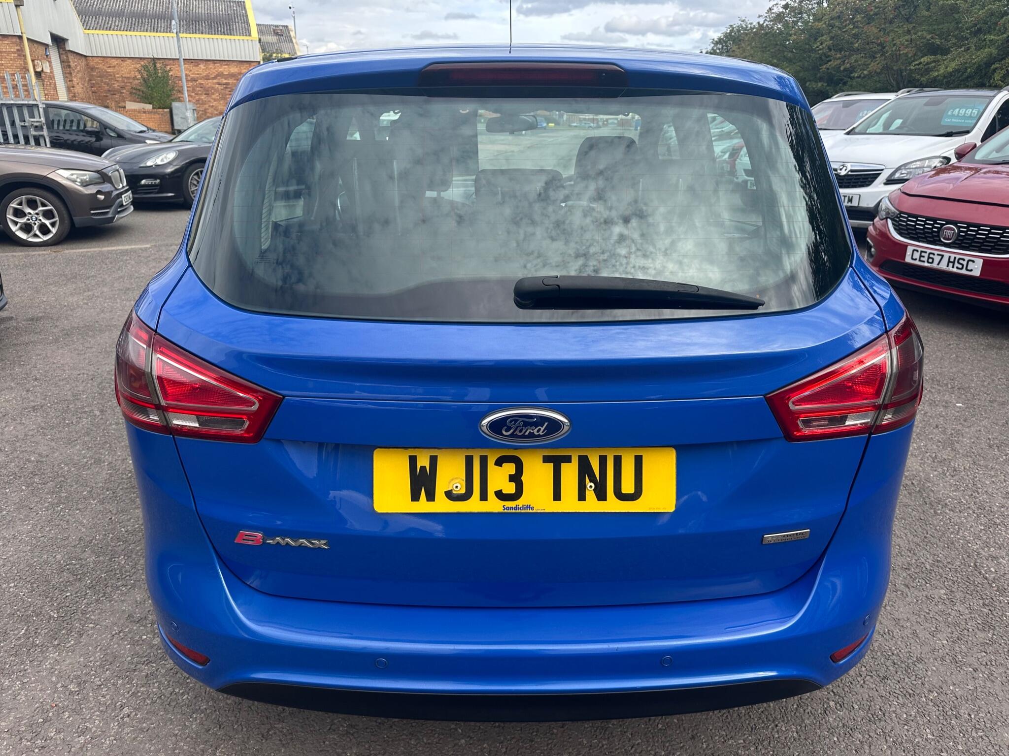 Ford B-Max view 29