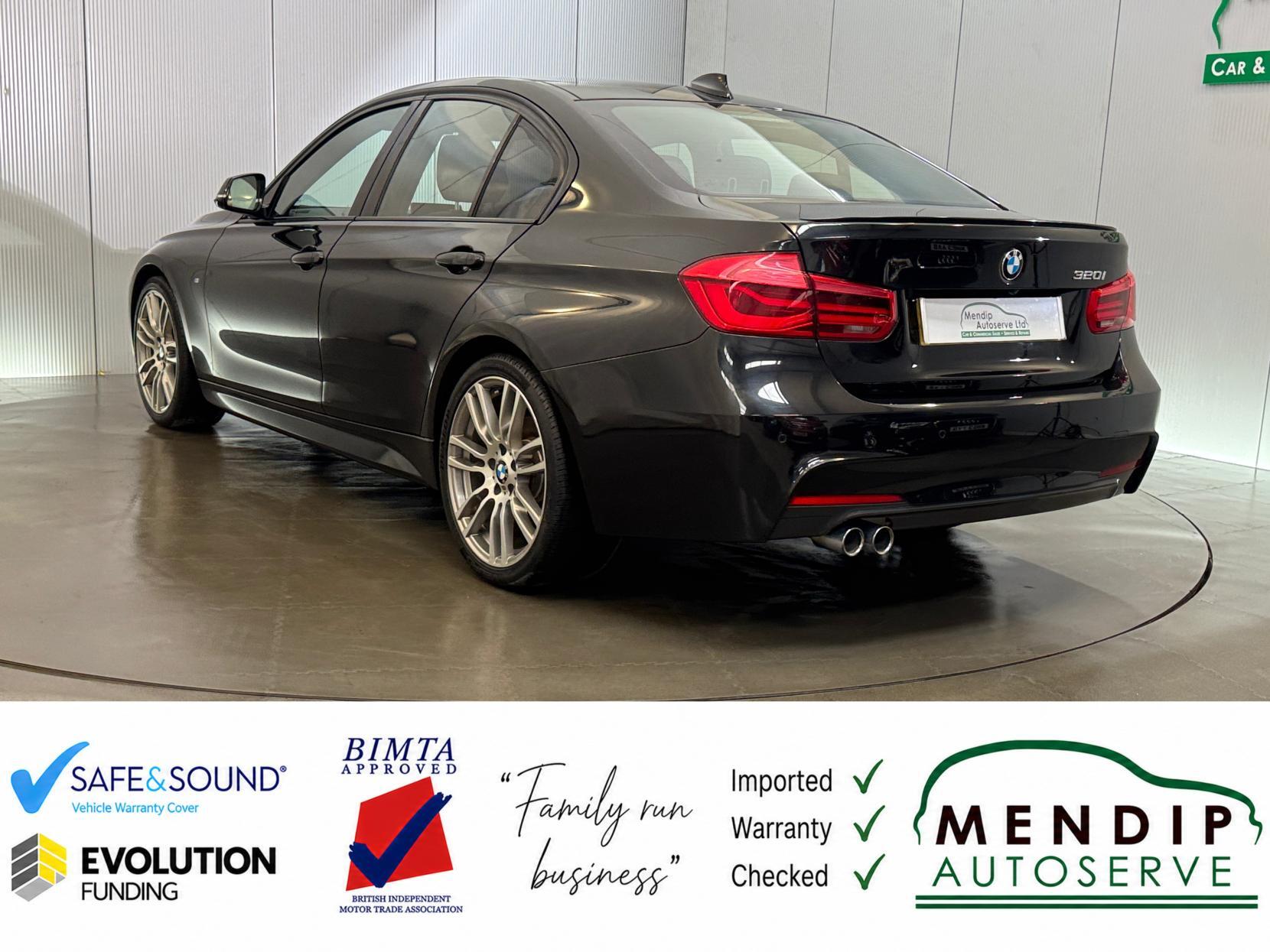 BMW 3 Series view 15