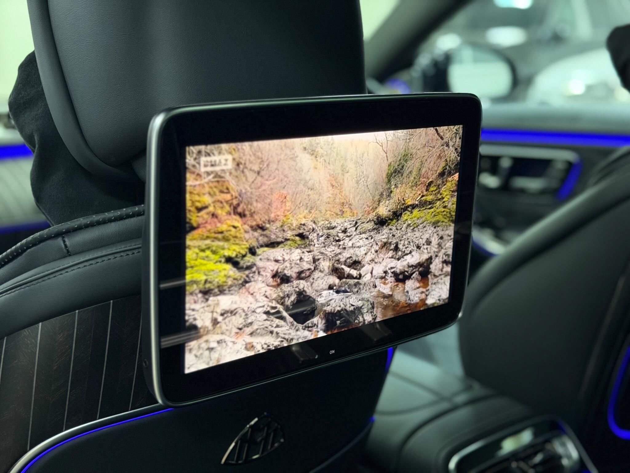 Mercedes-Benz S-Class view 45