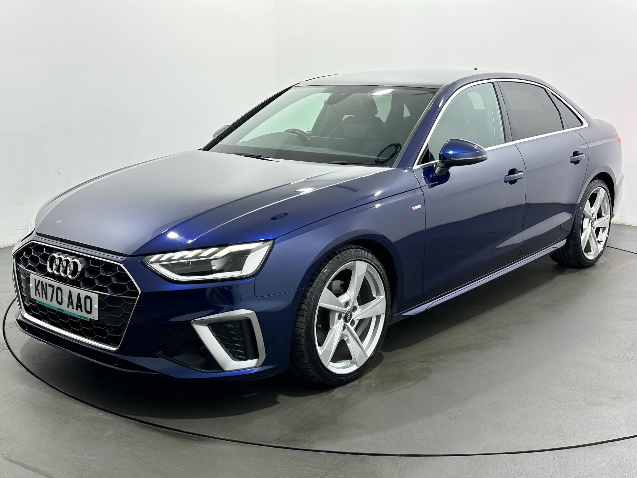 Audi A4 view 52
