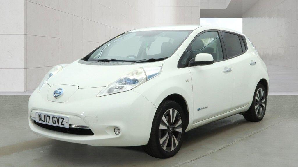 Nissan Leaf main image
