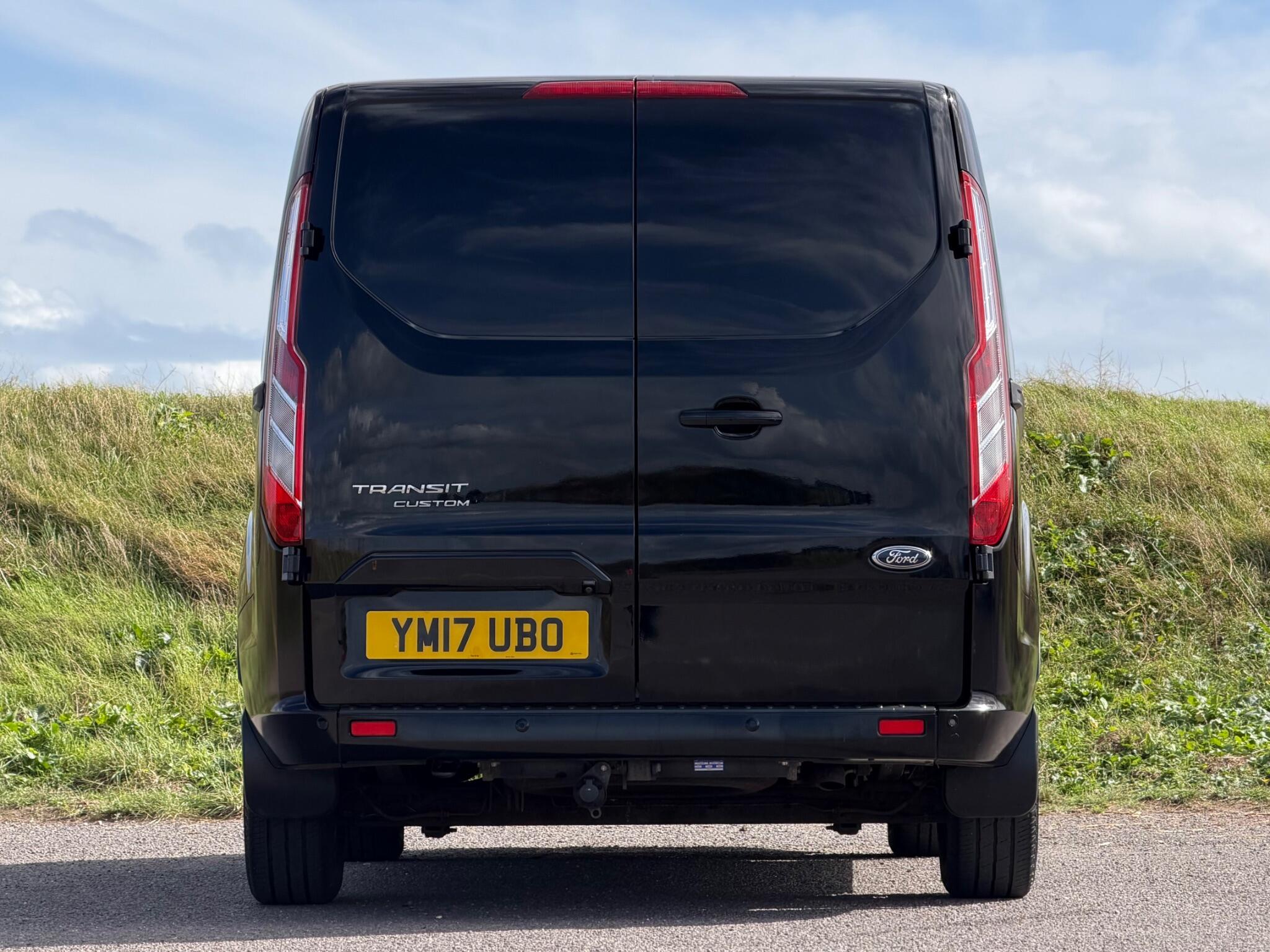 Ford Transit Custom view 47