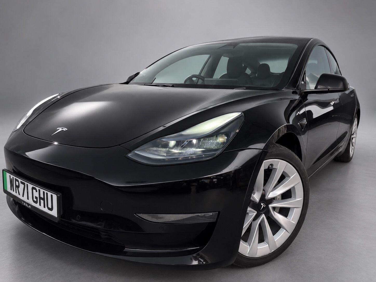 Tesla Model 3 view 7