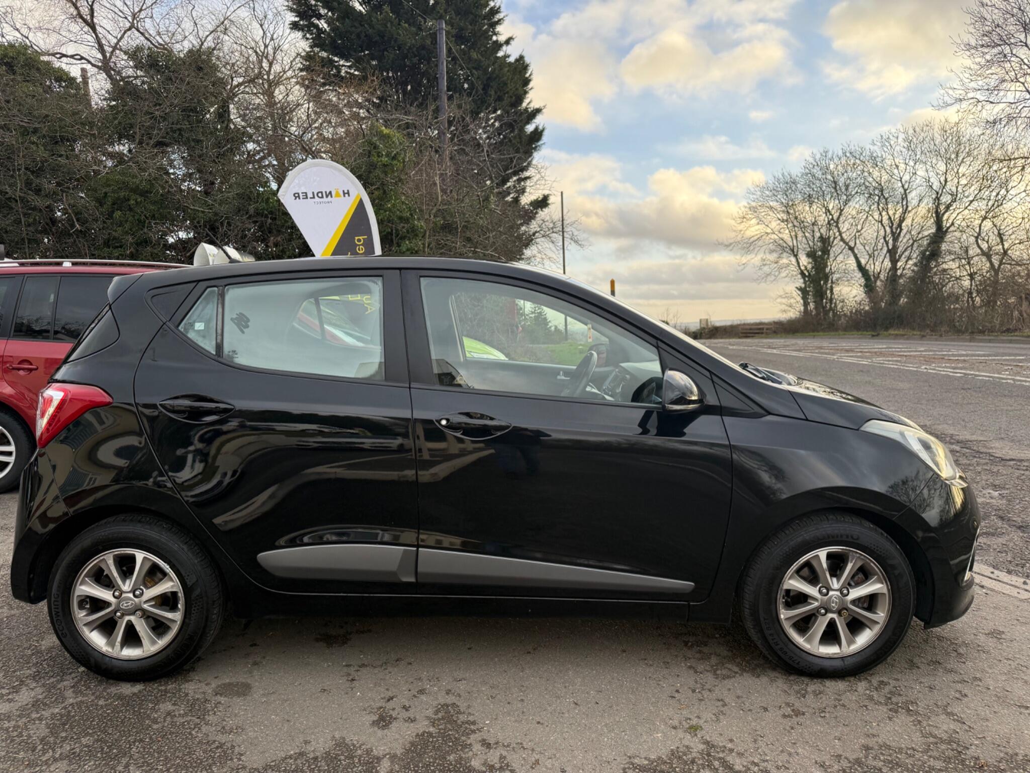 2016 Hyundai i10 1.0 Premium Euro 5 5dr • 99,000 miles image 4