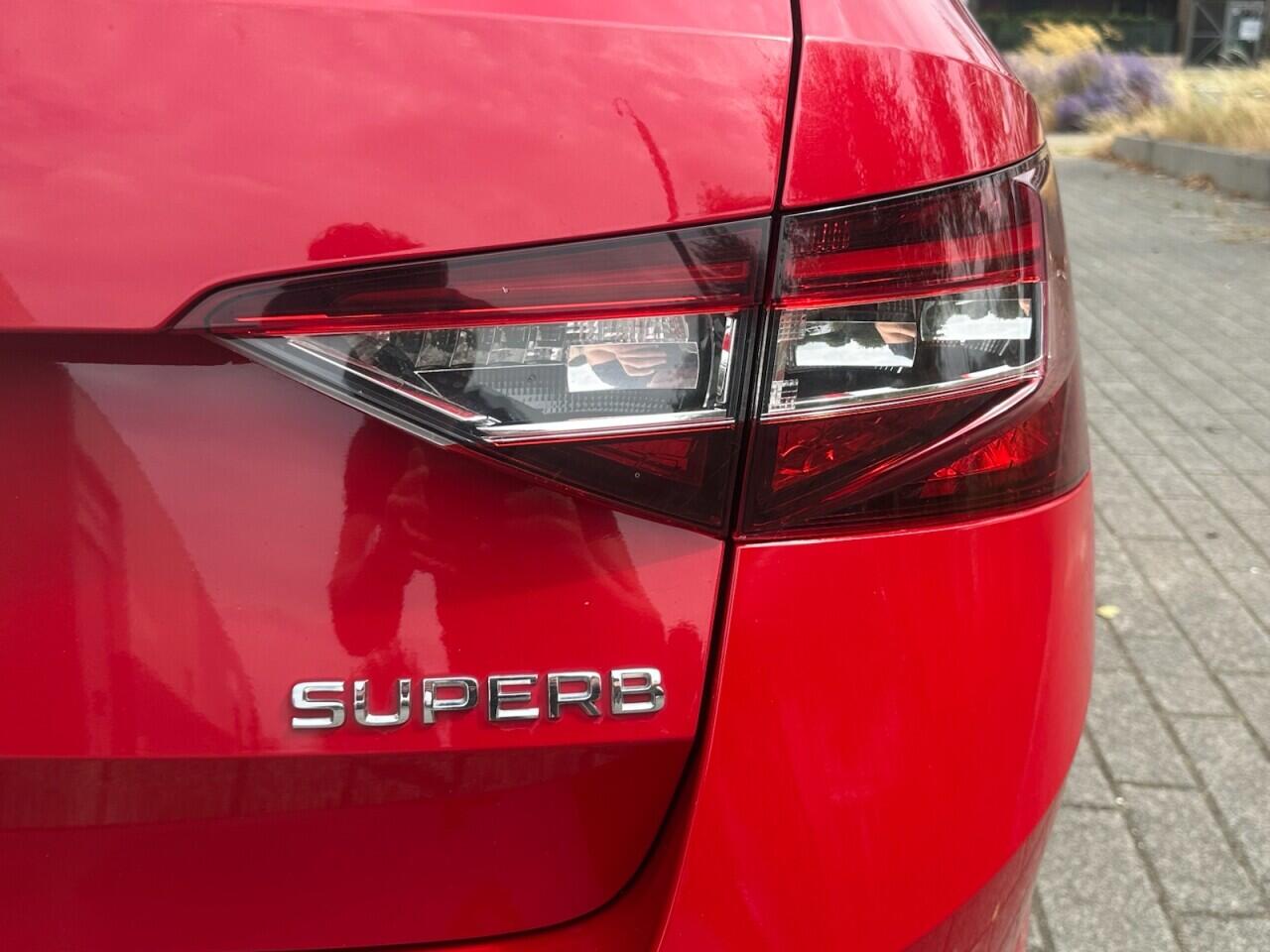 Skoda Superb view 16