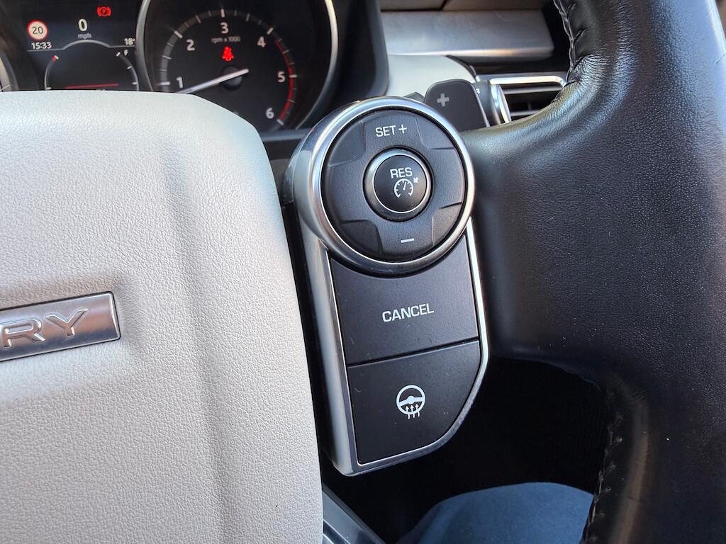 Land Rover Discovery view 37