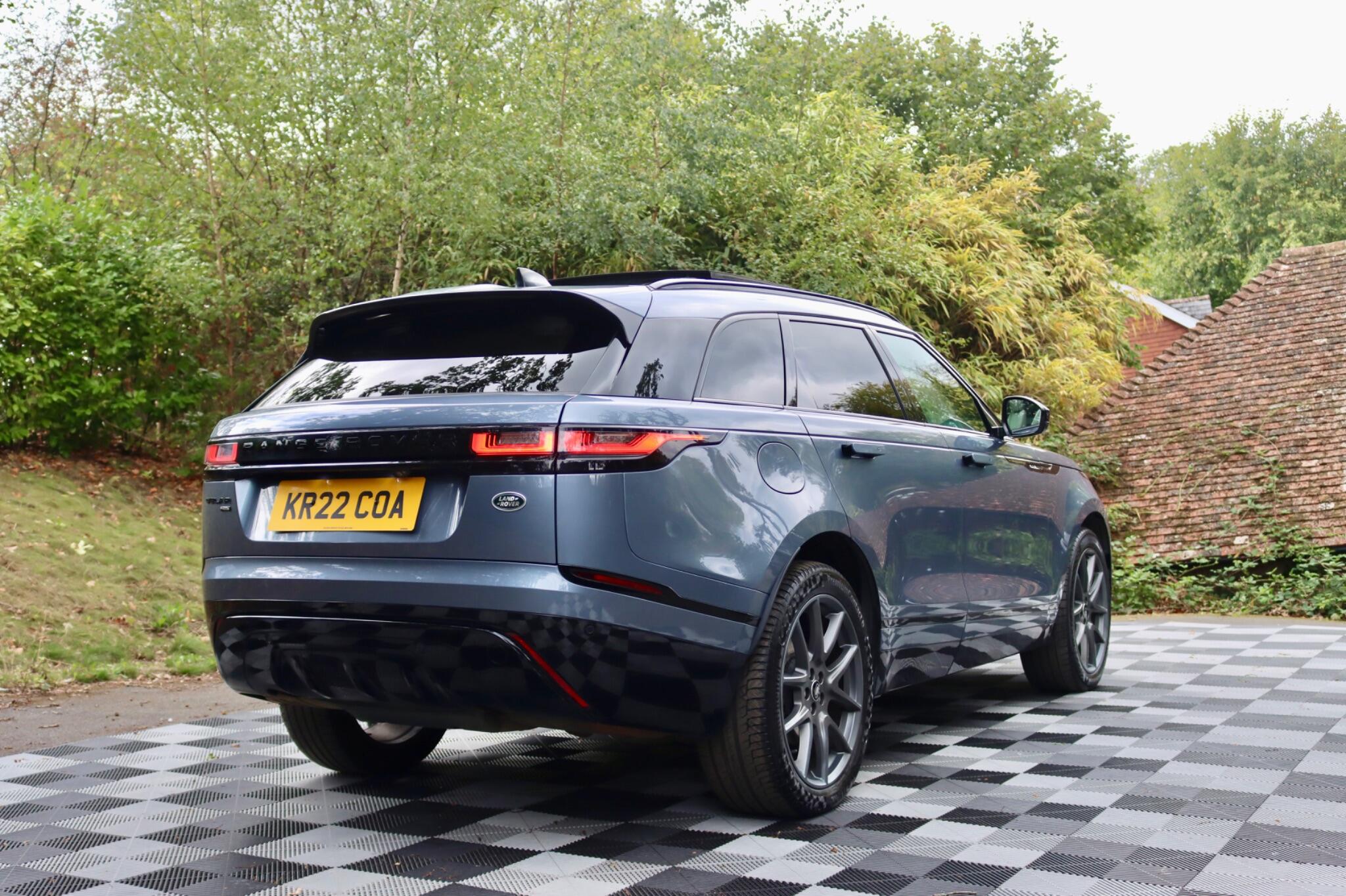 Land Rover Range Rover Velar view 46