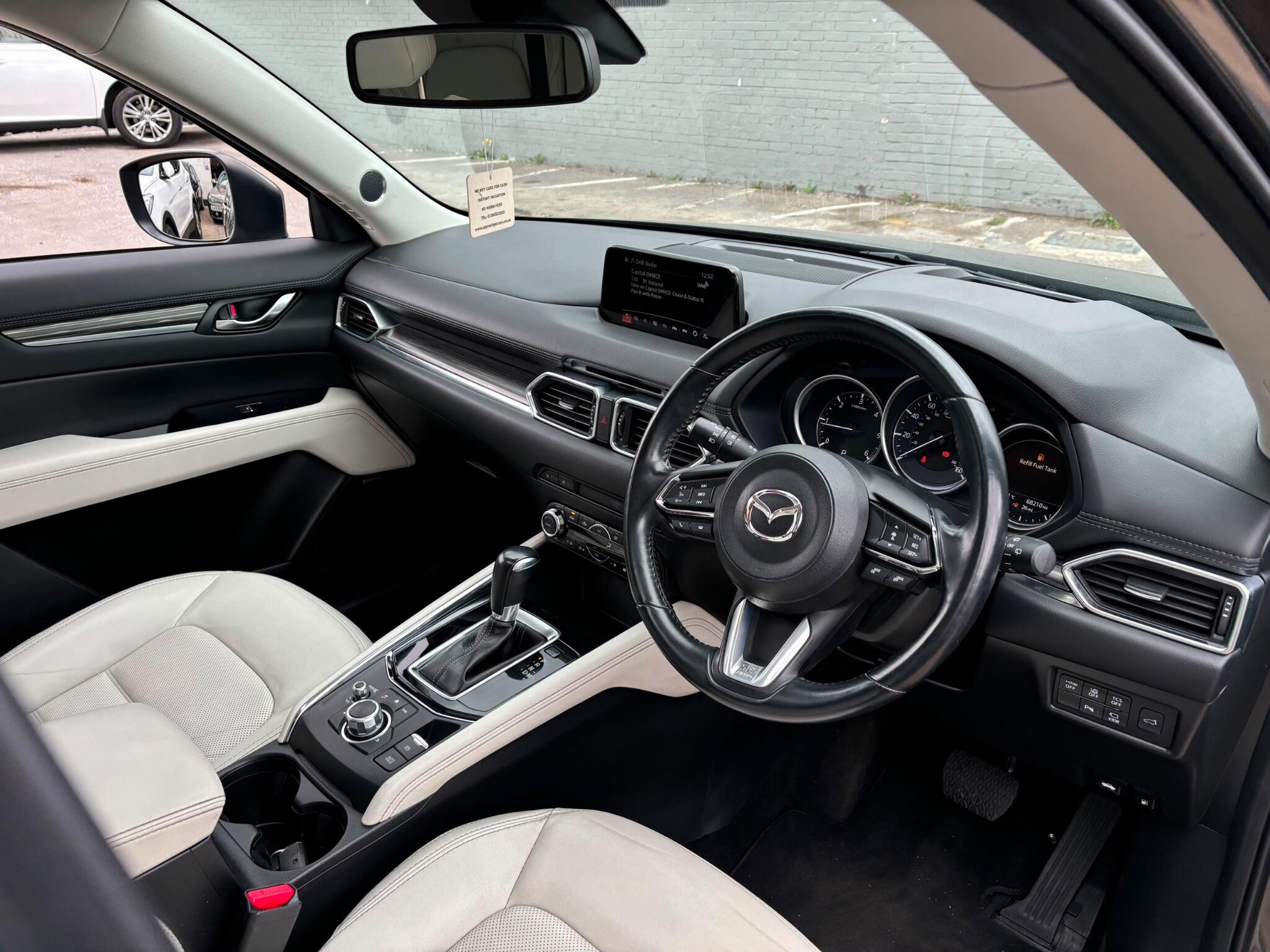 Mazda CX-5 view 3