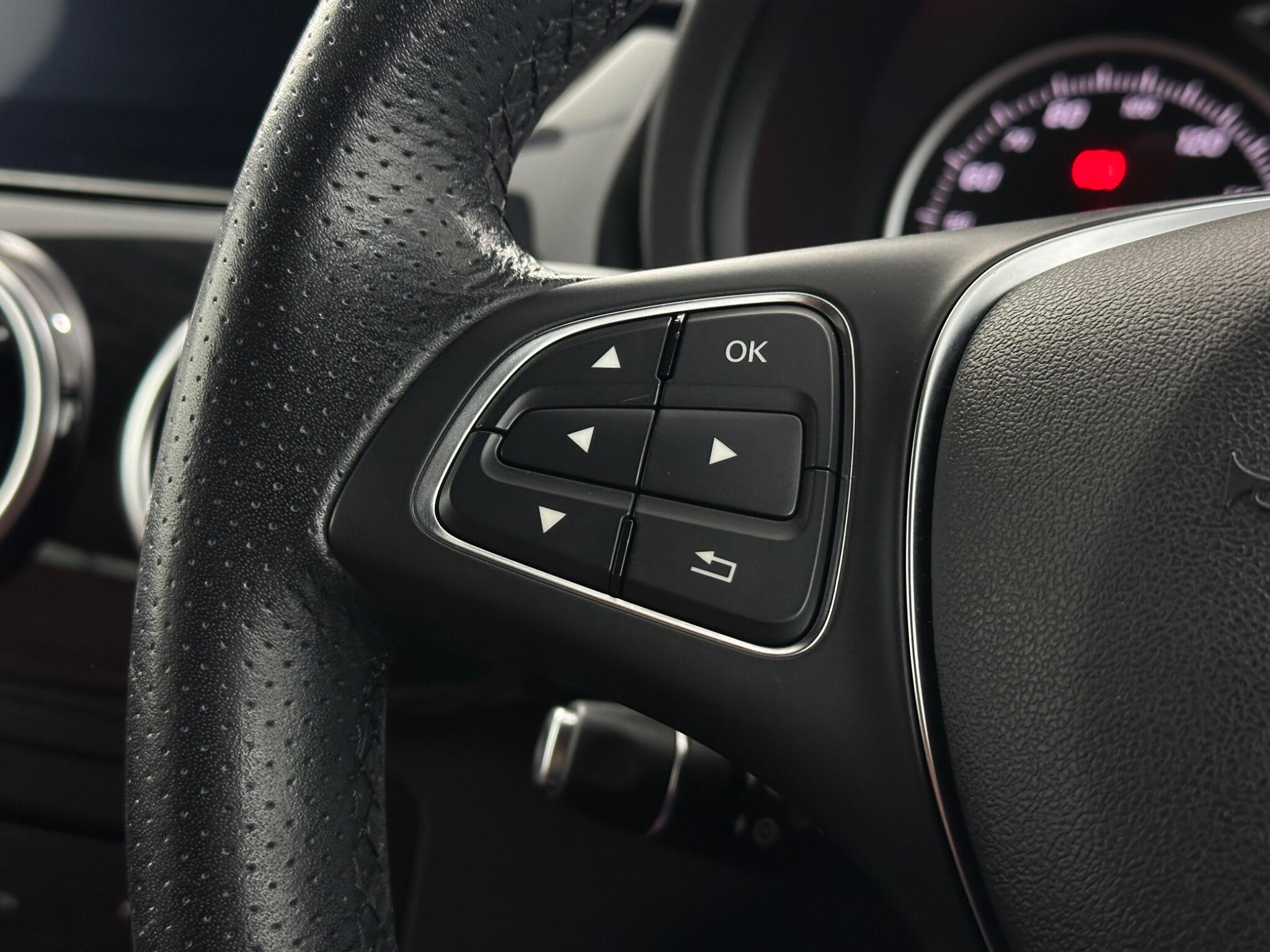 Mercedes-Benz B Class view 14