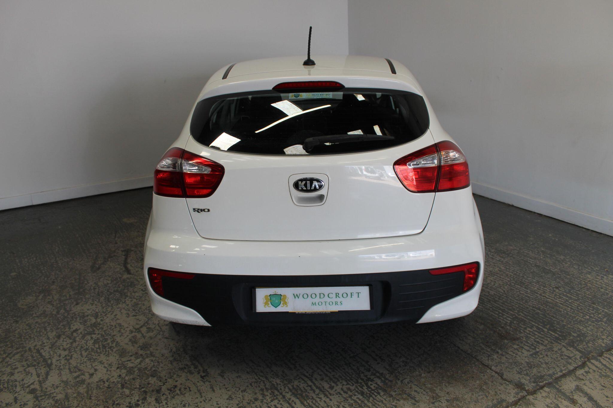 Kia Rio view 14